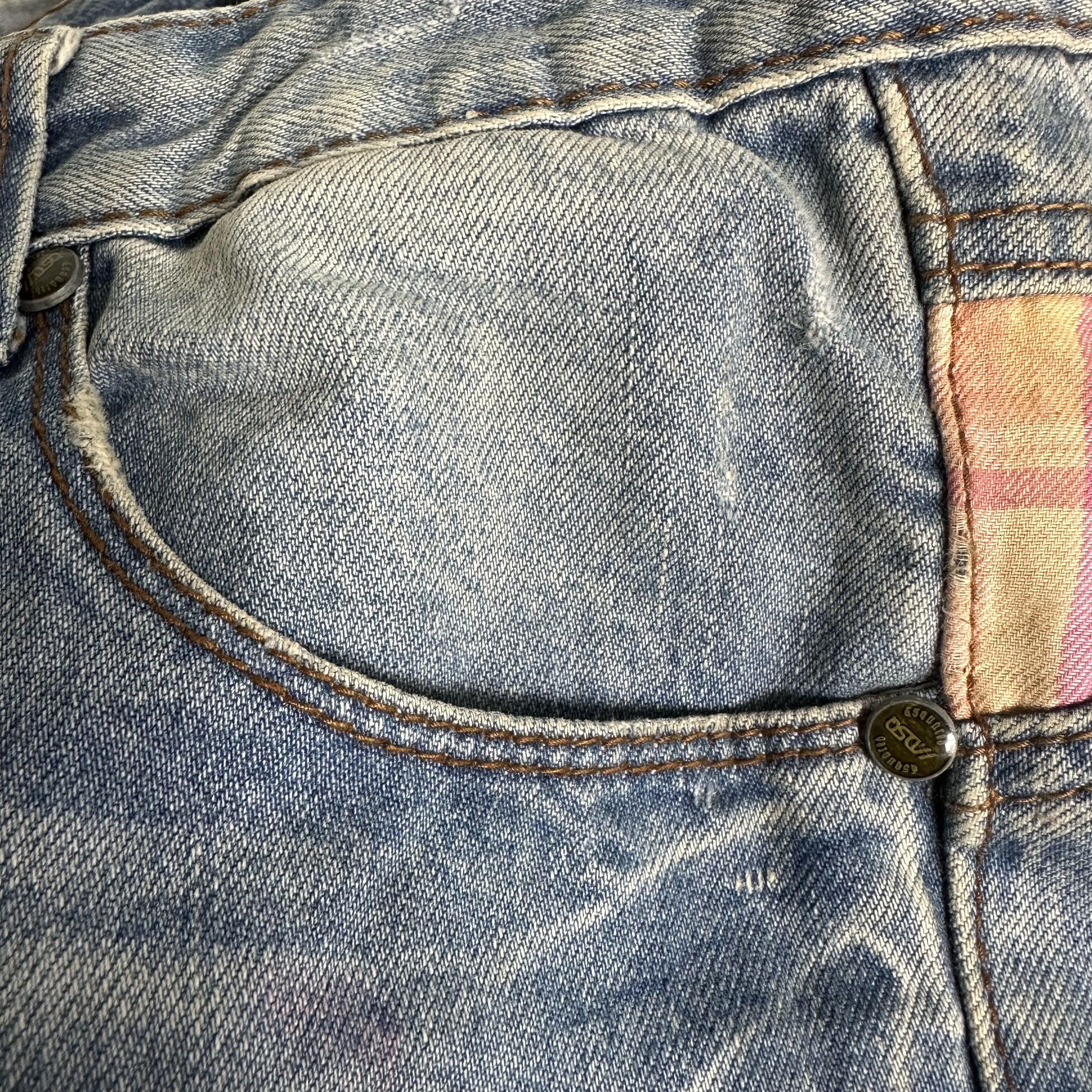 Dsquared2 🔥RARE🔥Vintage Dsquared2 Patchwork Distressed Denim Jeans Size US 33 - 6 Thumbnail