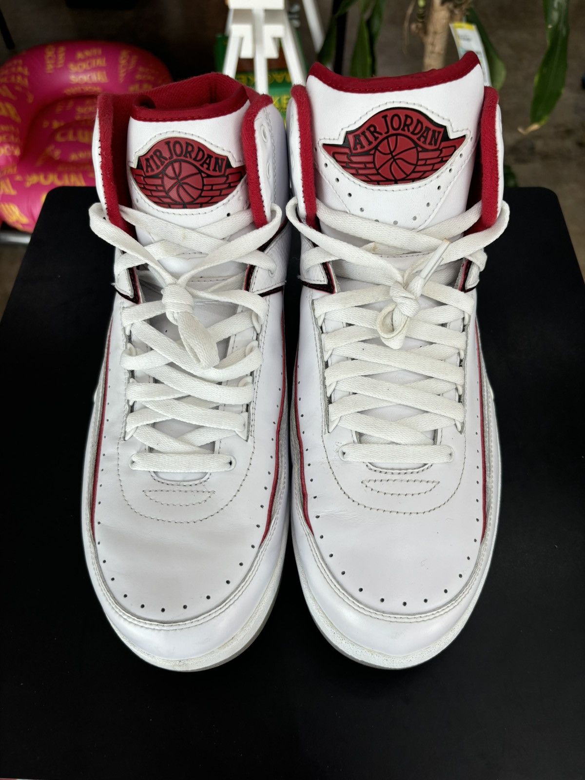 Jordan Brand Air Jordan 2 White Red Sz. 12 (2014) Size US 12 / EU 45 - 2 Thumbnail