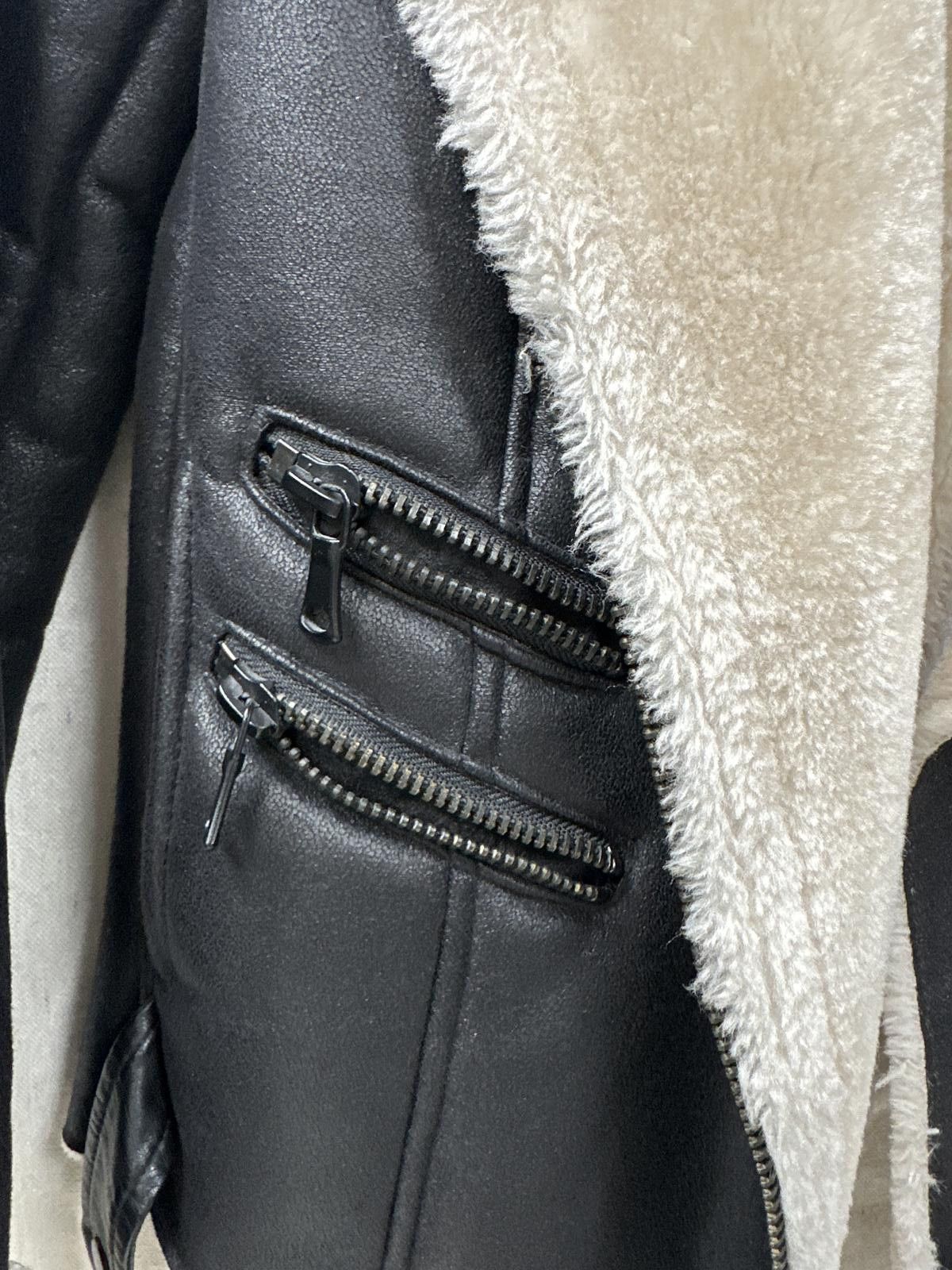 Designer Stylish Black Faux Leather Jacket with Cream Shearling Linin Size L / US 10 / IT 46 - 3 Thumbnail