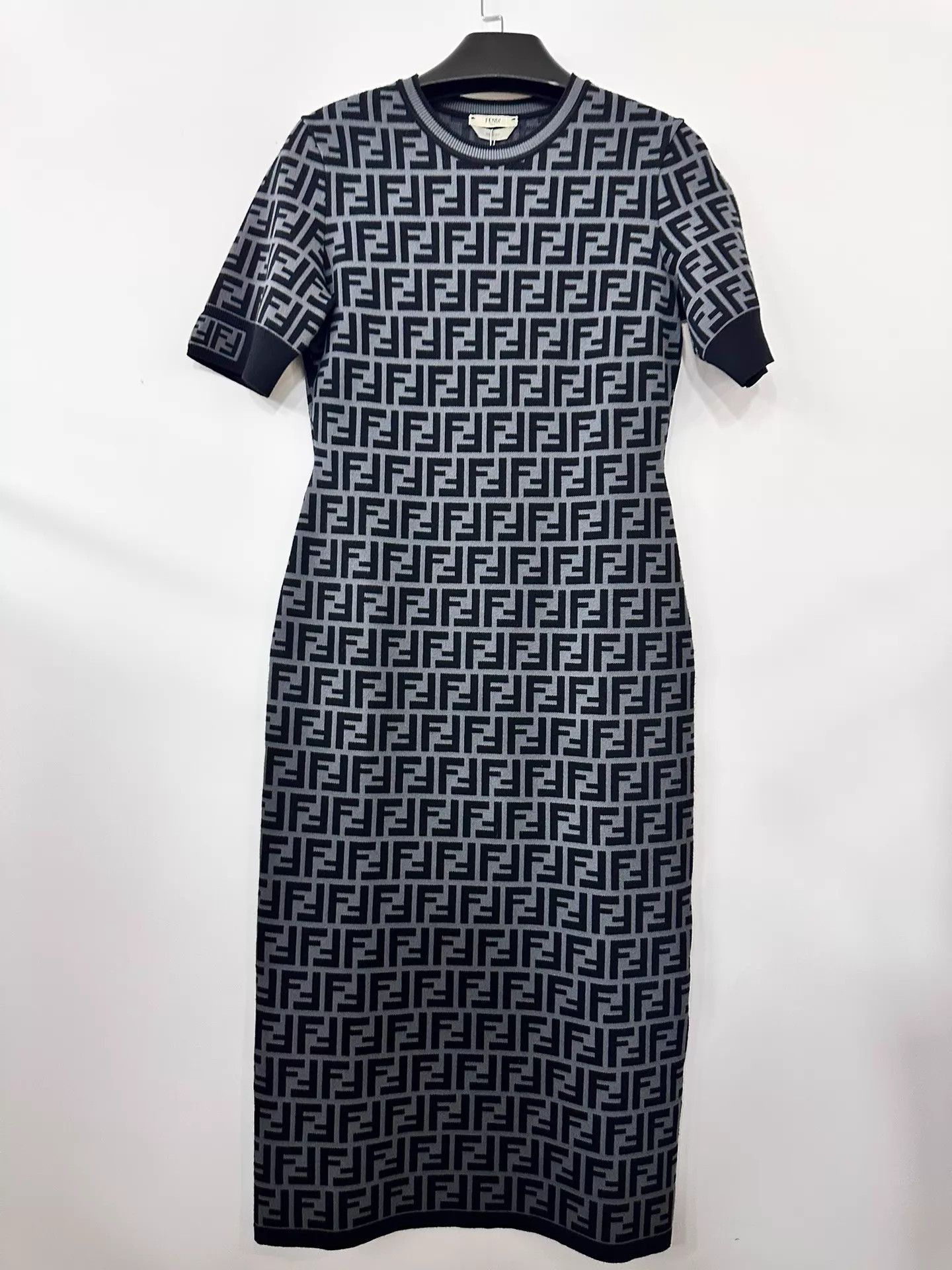 Fendi FENDI Women's All-Over Print Dress 42 Size M / US 6-8 / IT 42-44 - 1 Thumbnail