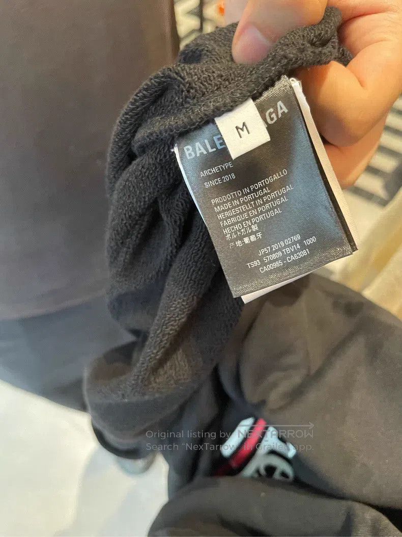 Balenciaga Balenciaga Letter Printed Hooded Loose Fit Long Sleeve Swe Size US M / EU 48-50 / 2 - 4 Thumbnail