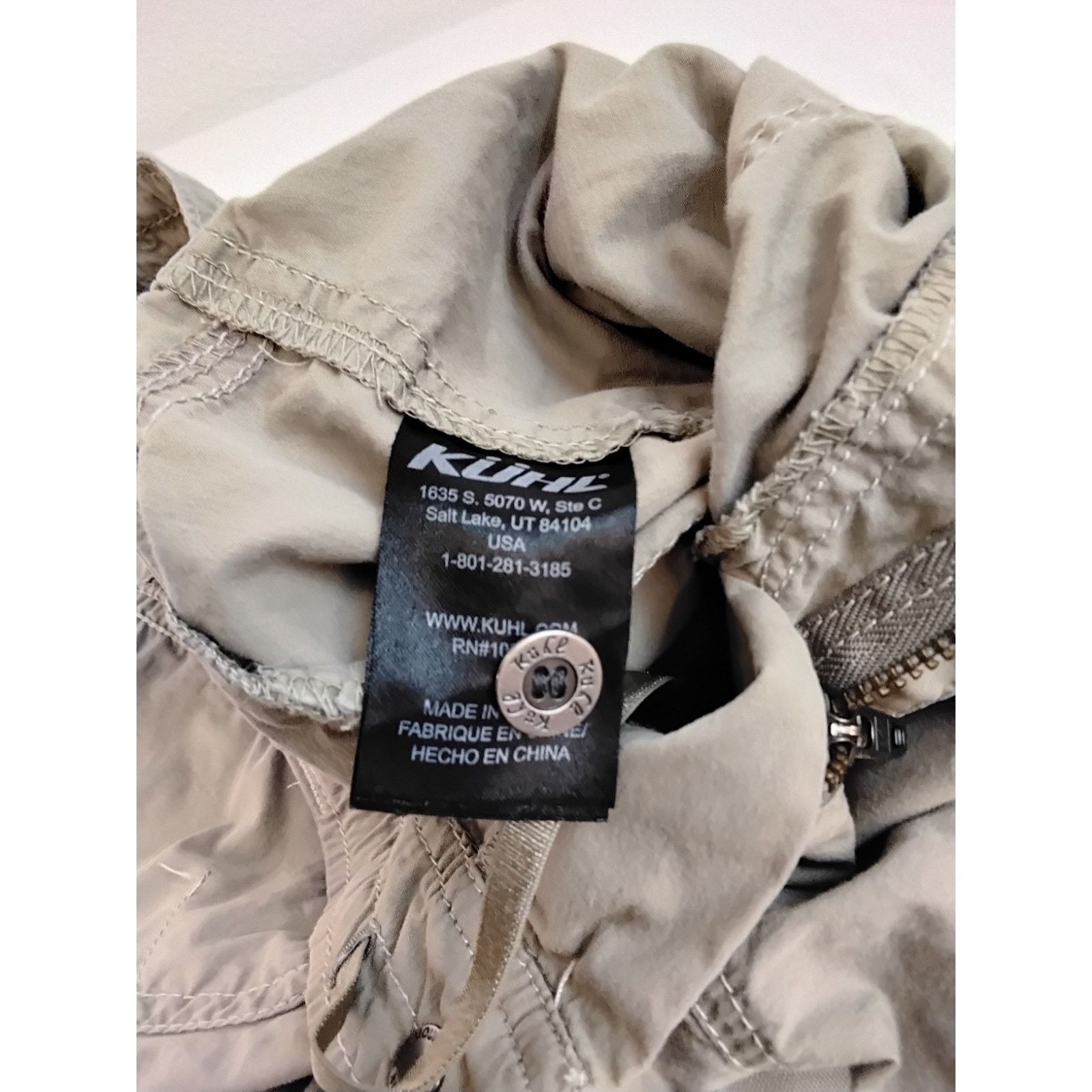 Kuhl Kuhl Capri Pants Women's 8 29x18 Khaki Knee Length Cargo Size 30" / US 8 / IT 44 - 8 Thumbnail