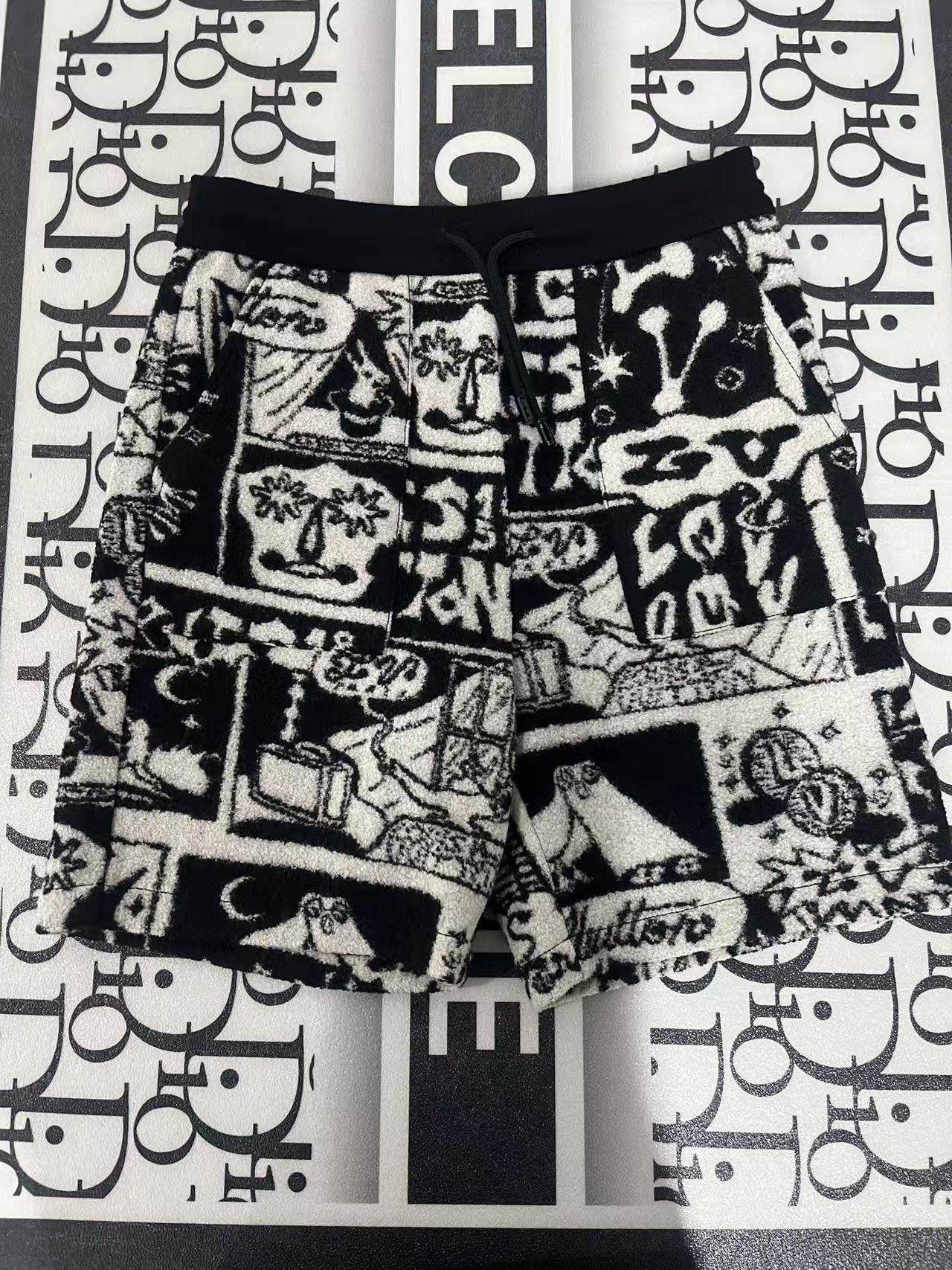Louis Vuitton Louis Vuitton Comic Print Shorts Size 50 Size US 34 / EU 50 - 1 Thumbnail