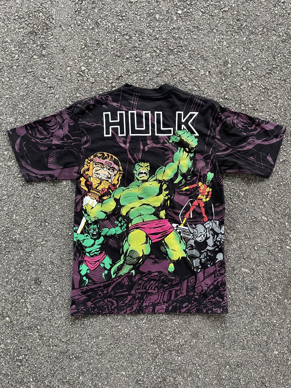 Marvel Comics Hulk AOP tee Size US M / EU 48-50 / 2 - 3 Thumbnail