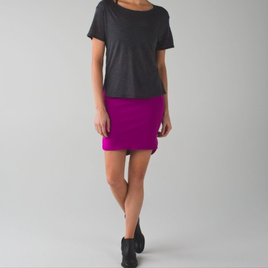Lululemon Lululemon City SkirtRegal Plum size 6 Size 28" / US 6 / IT 42 - 2 Thumbnail