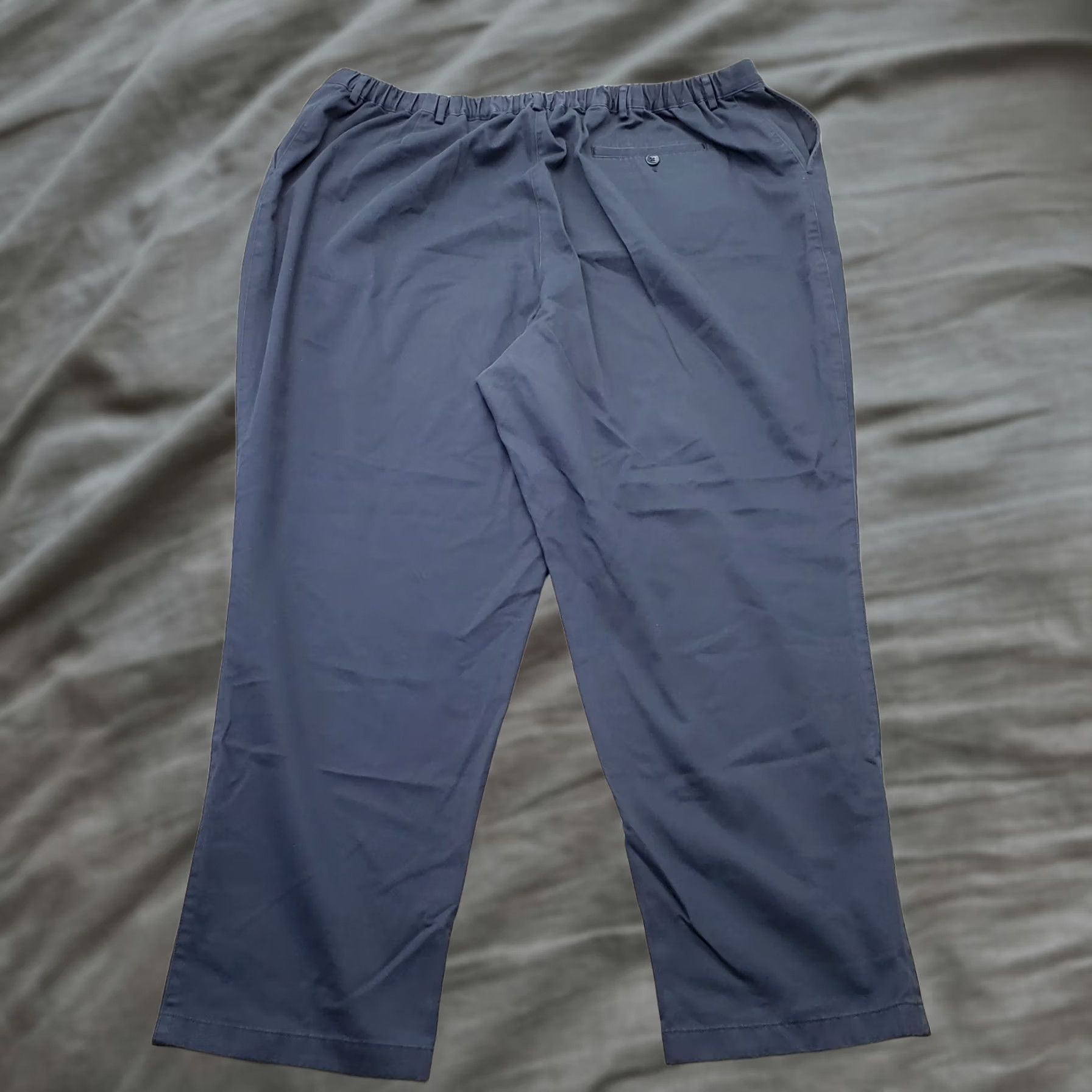 Vintage L.L. Bean Womens Size 26W Trouser Pants Blue 100% Cotton Elastic Waist Original Fit Pockets Flat Front Casual Outdoor All Seasons Size 26" / US 2 / IT 38 - 1 Thumbnail