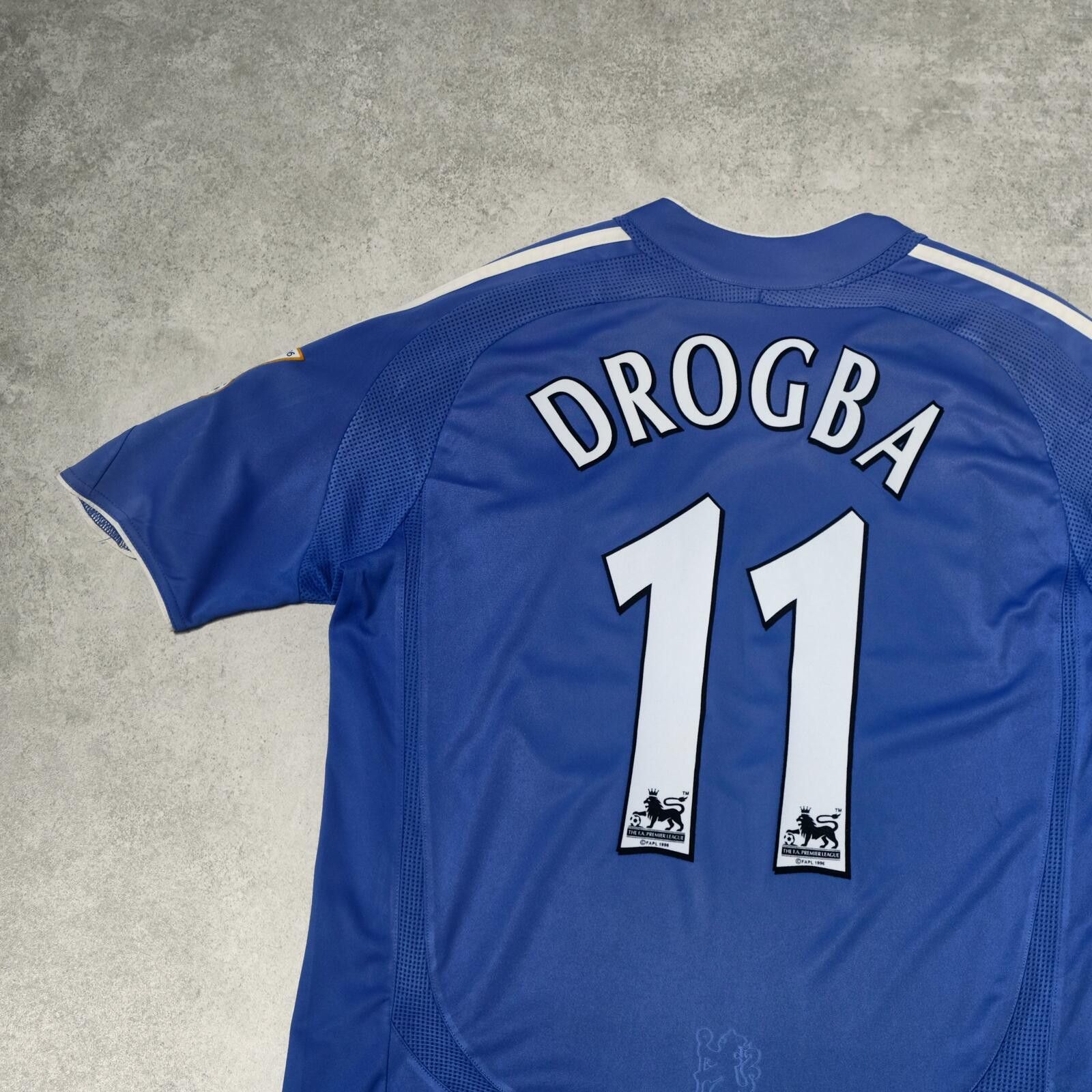 Adidas 2006/08 Chelsea Home Shirt Adidas Drogba (L) Size US L / EU 52-54 / 3 - 4 Thumbnail