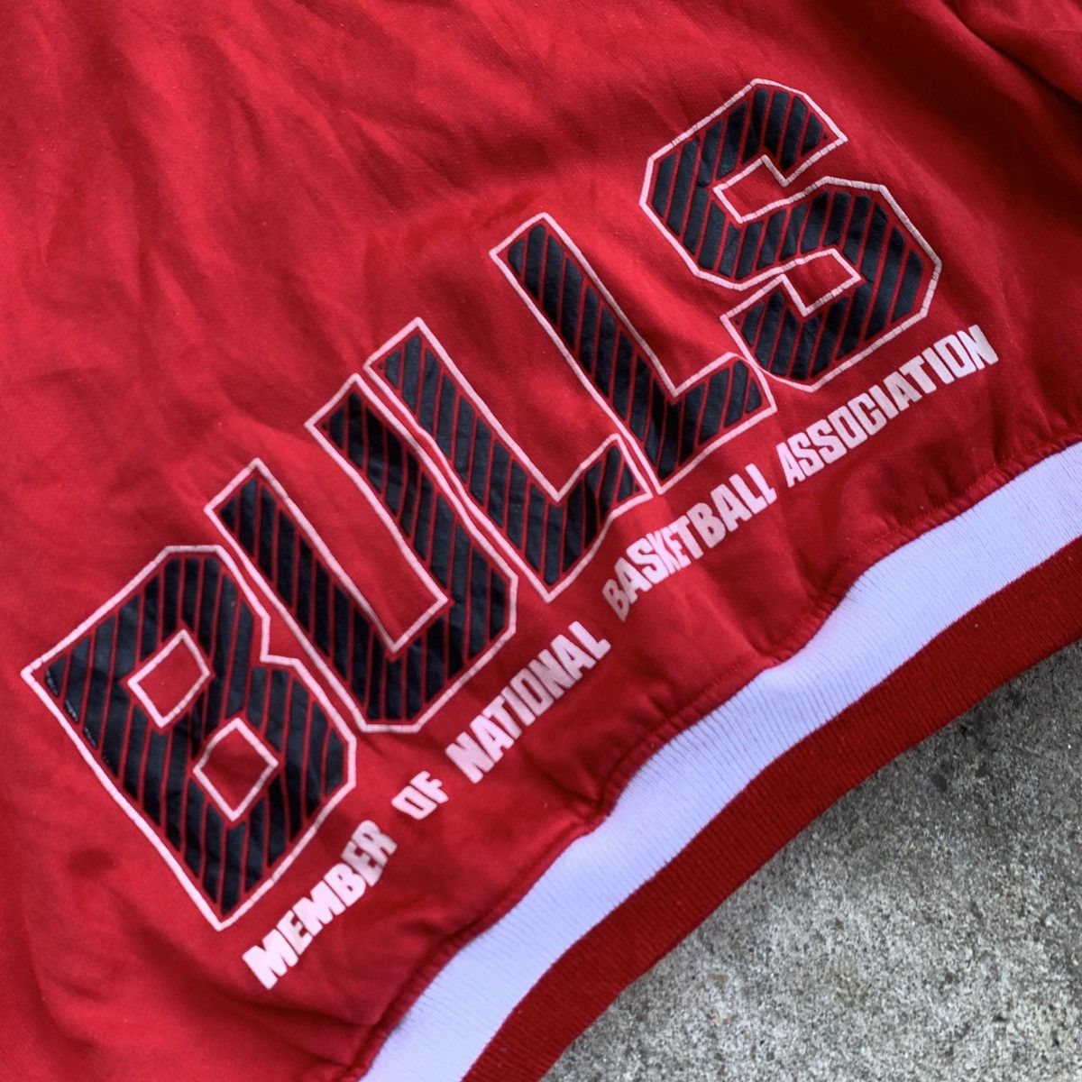 Starter Starter Jacke Chicago Bulls Size L NBA Vintage Bulls Jacket Size US L / EU 52-54 / 3 - 3 Thumbnail