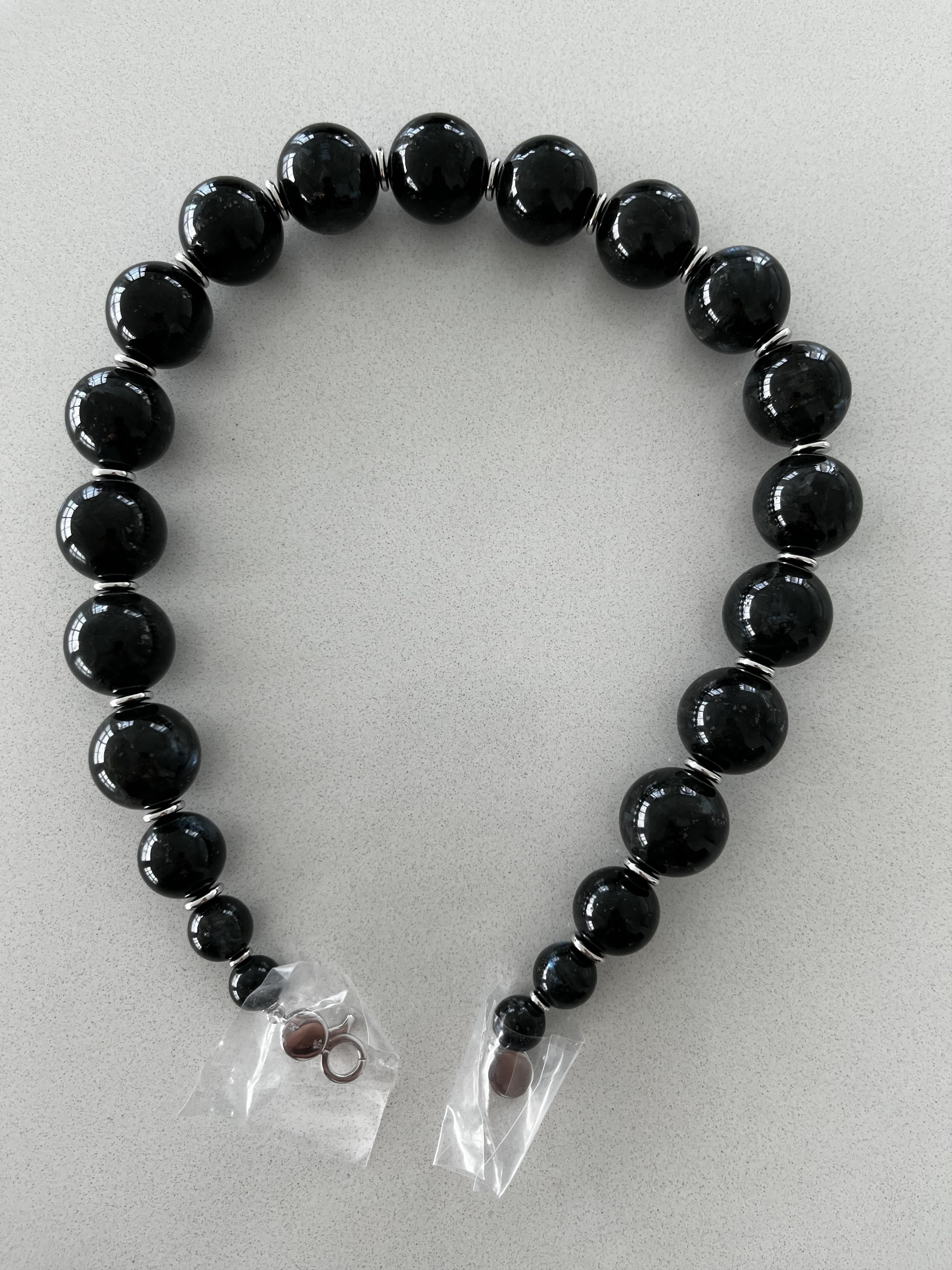 Tom Wood Cove Collection Collar/Necklace Norway Black Larvikite Stone Size ONE SIZE - 7 Thumbnail