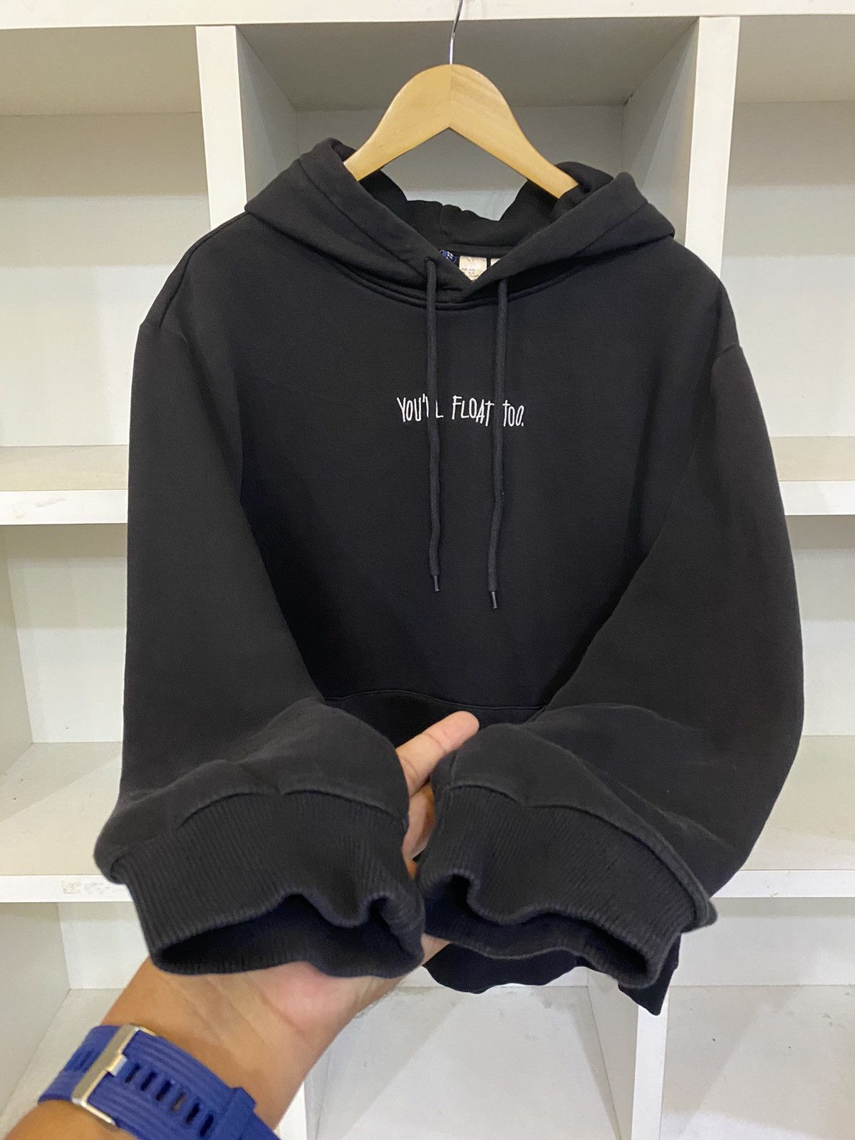 Warner Bros Movie IT you’ll float too pullover hoodie Size US XL / EU 56 / 4 - 5 Thumbnail