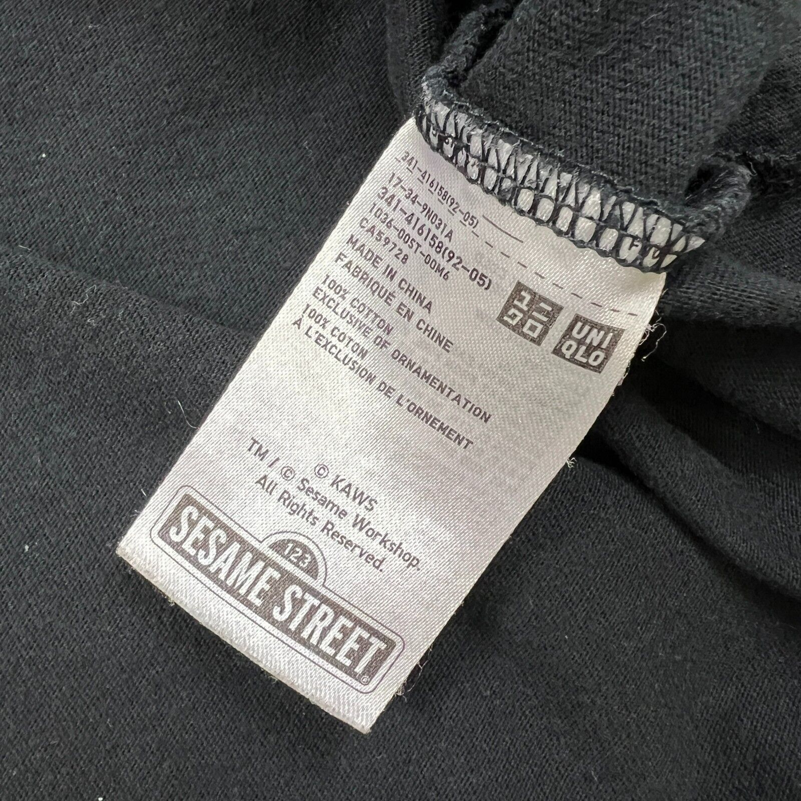 Kaws × Uniqlo KAWS x Uniqlo x Sesame Street XX Pocket Tee Medium T Shirt Size US M / EU 48-50 / 2 - 6 Thumbnail