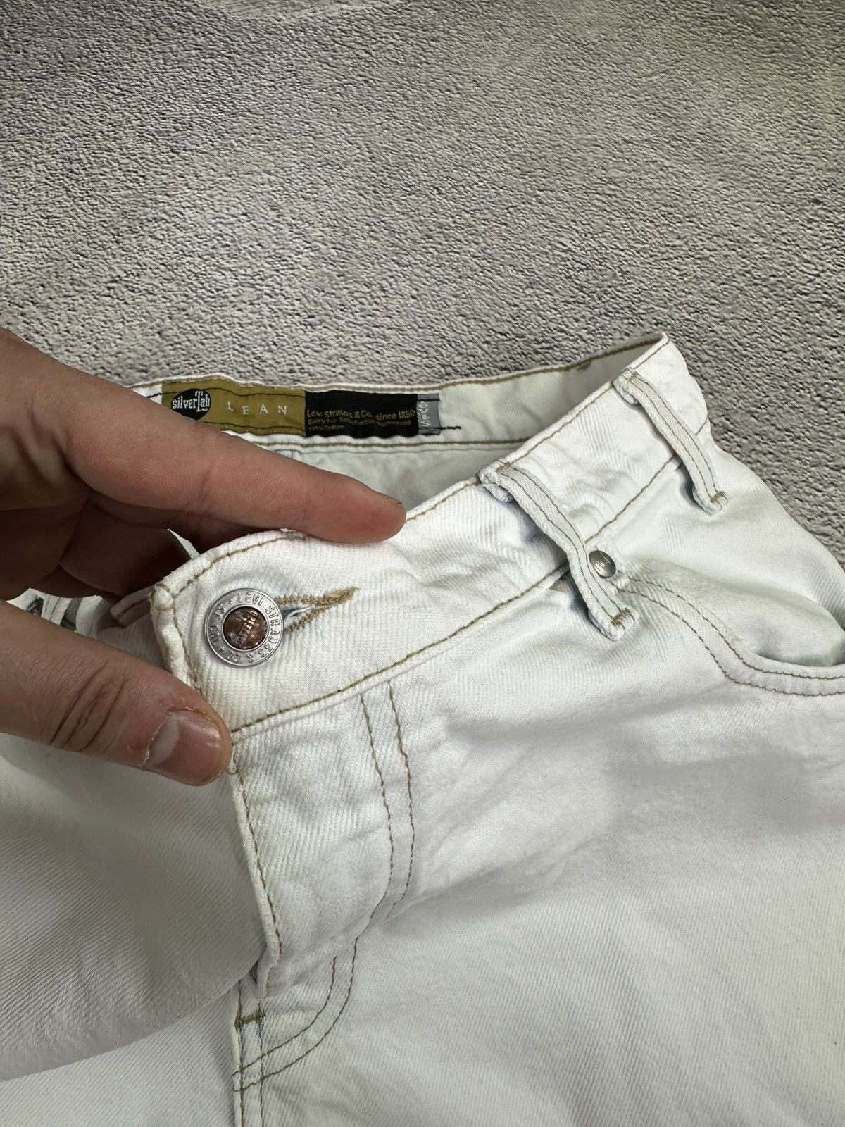 Jean × Levi's × Vintage Vintage Levi’s Silver Tab Lean Baggy Short 90s USA Y2K Size US 33 - 12 Thumbnail