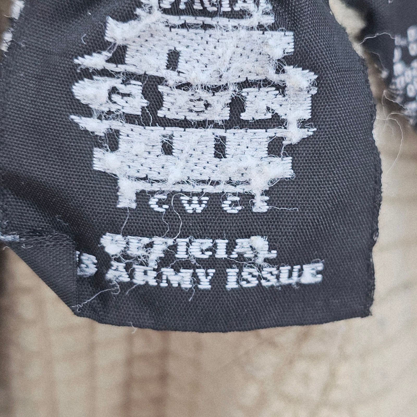 Other GEN III Mid-Weight Shirt - ECWCS Level 2 L Reg 3791 Size US L / EU 52-54 / 3 - 3 Thumbnail