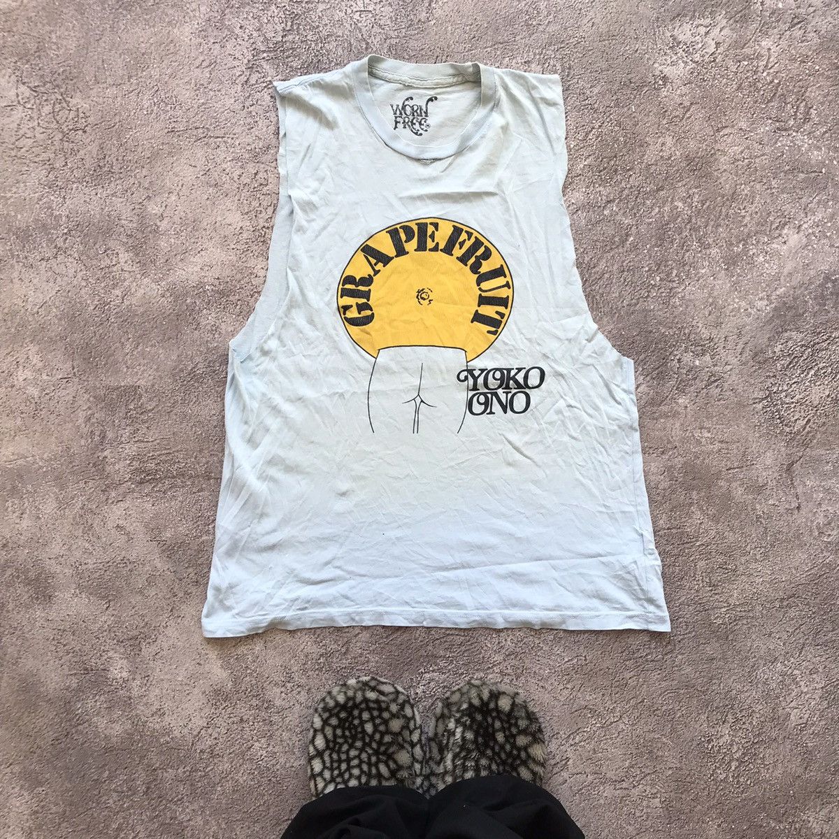 Vintage Vintage Y2K Graphic Tank Top Sun Faded Humor Tee Indie M Size US M / EU 48-50 / 2 - 1 Thumbnail
