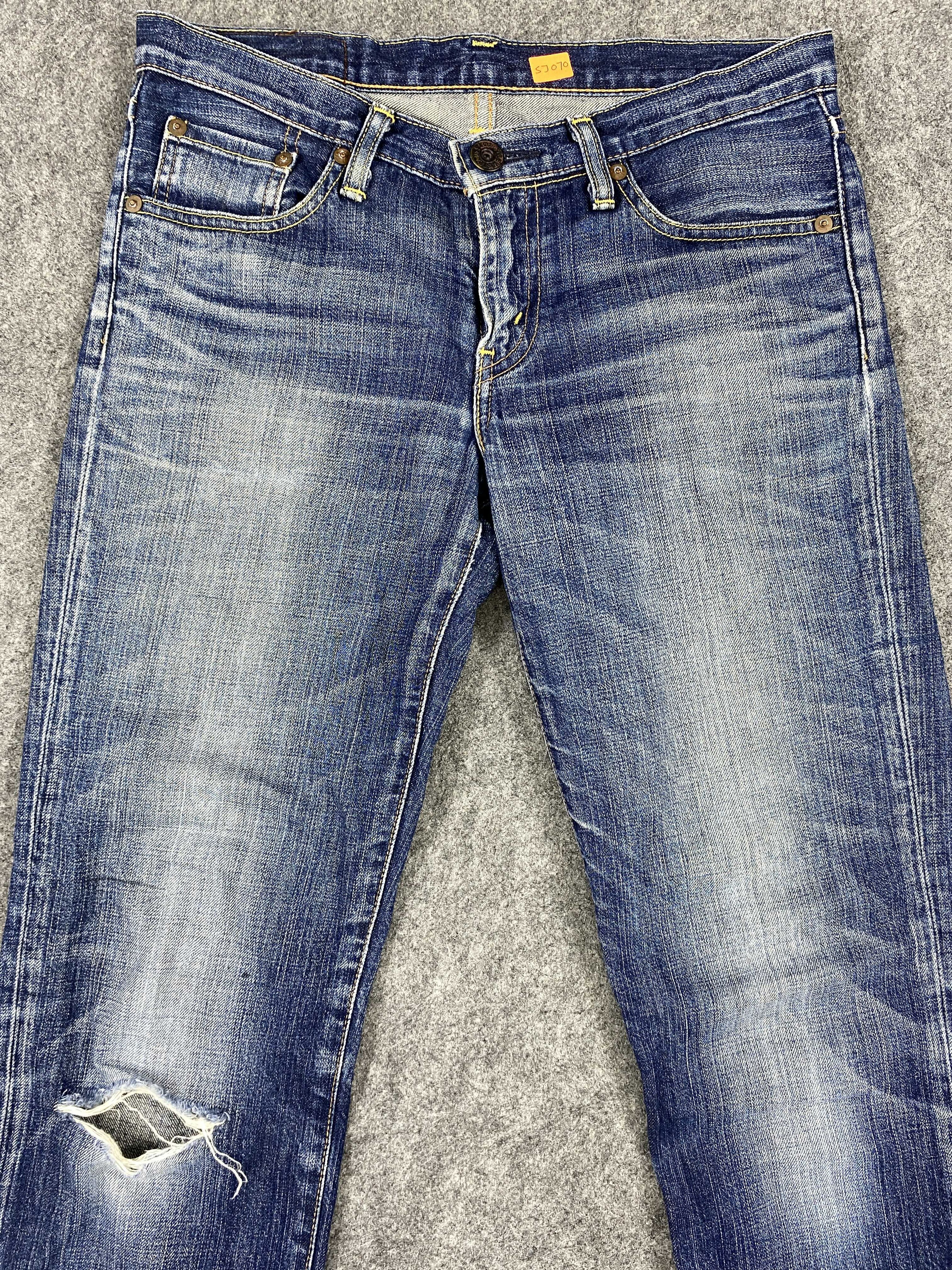 Levi's Distressed Blue Levi's Jeans 30x29 Denim -SJ070 Size US 30 / EU 46 - 3 Thumbnail