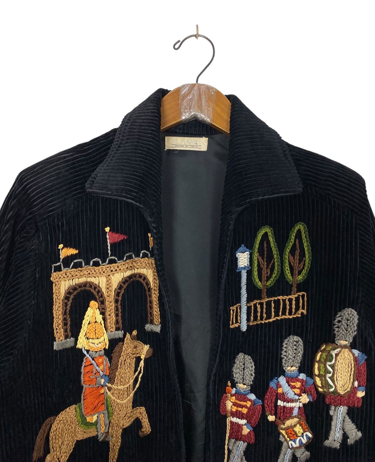 Art Comes First Rare Vtg Full Hand Embroidery British Motive Corduroy Jacket Size US S / EU 44-46 / 1 - 4 Thumbnail