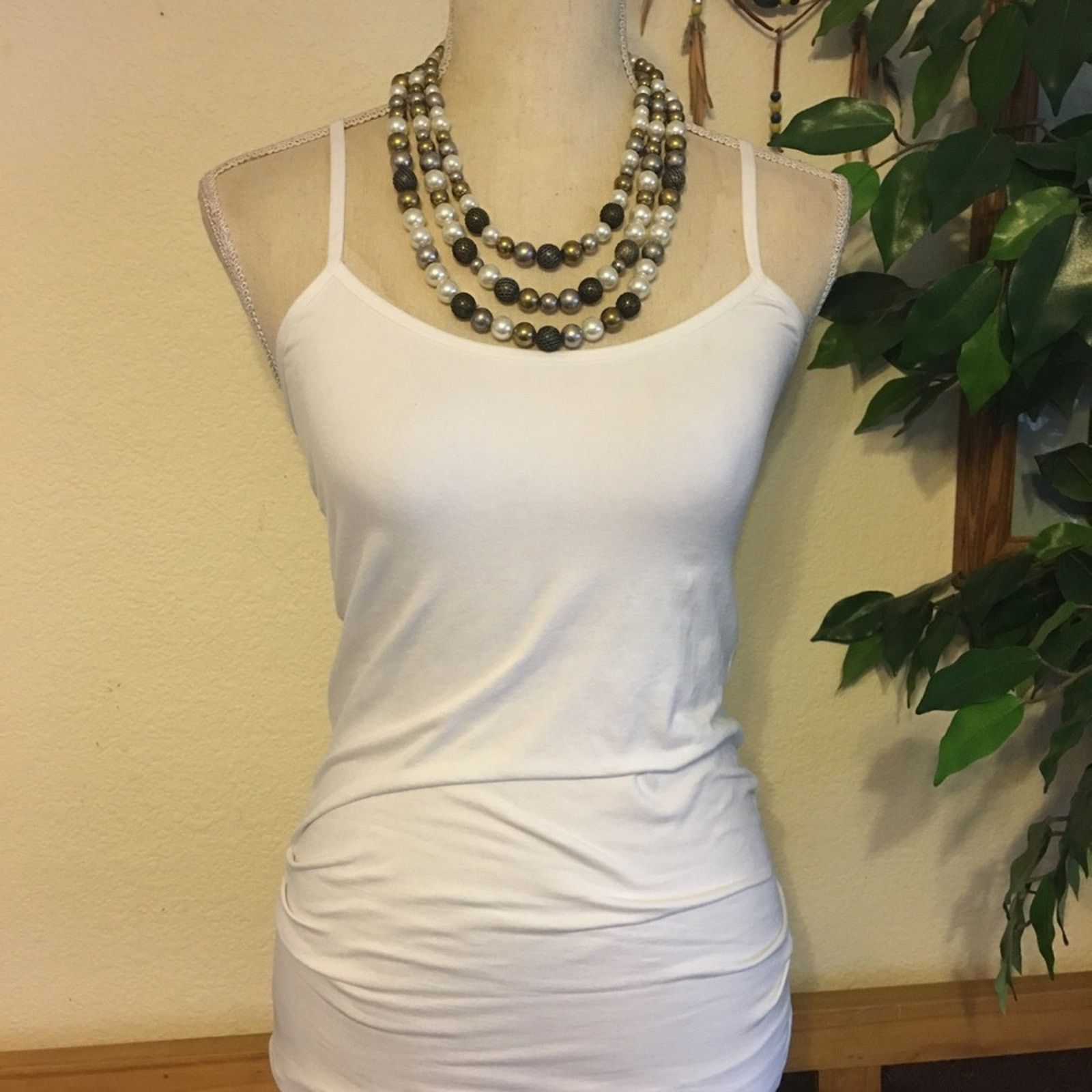 Vintage Vintage layered triple strand beaded necklace Size ONE SIZE - 4 Thumbnail