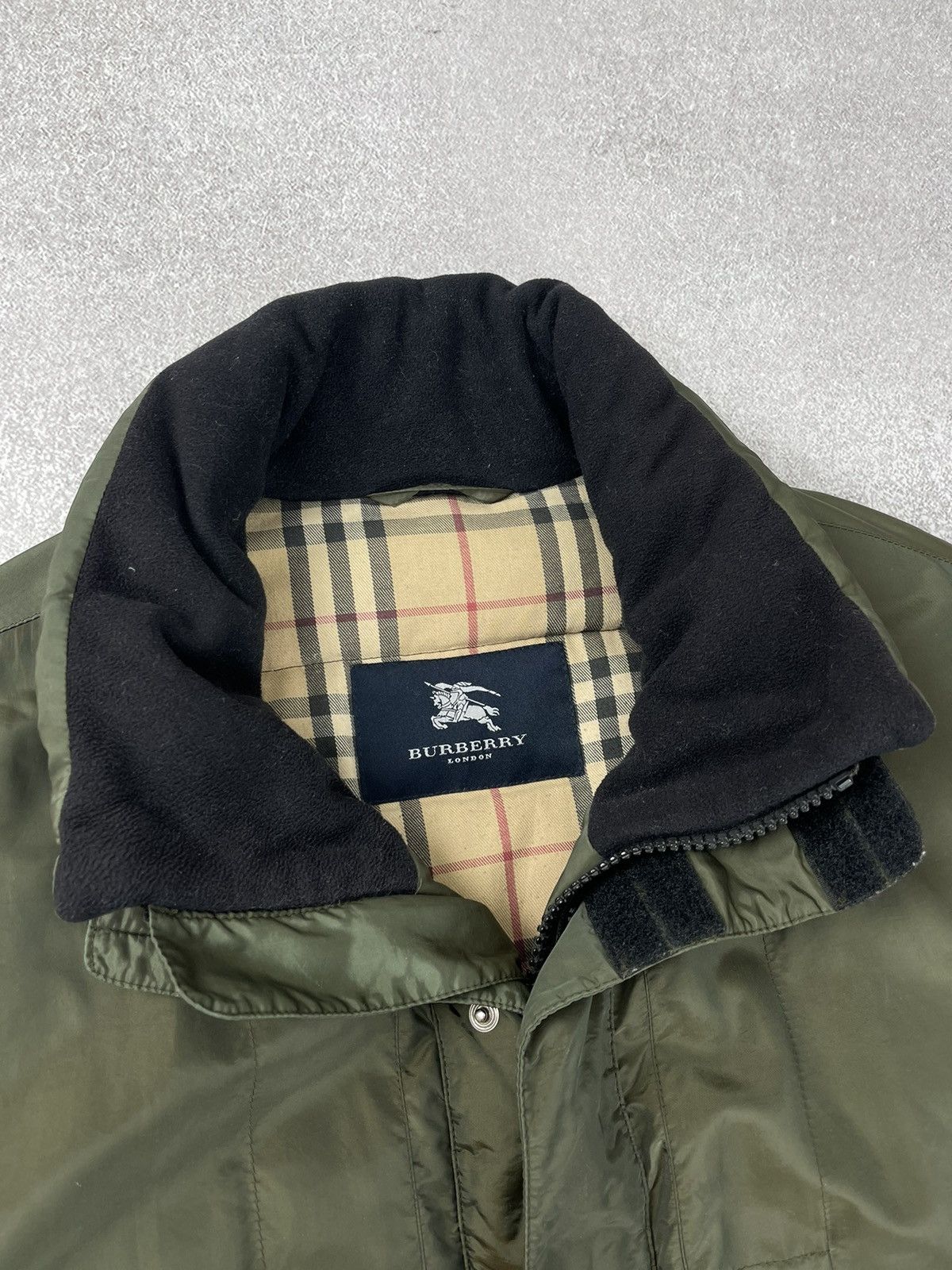 Burberry × Vintage Vintage Burberry London Jacket Khaki Size 54 Size US L / EU 52-54 / 3 - 6 Thumbnail