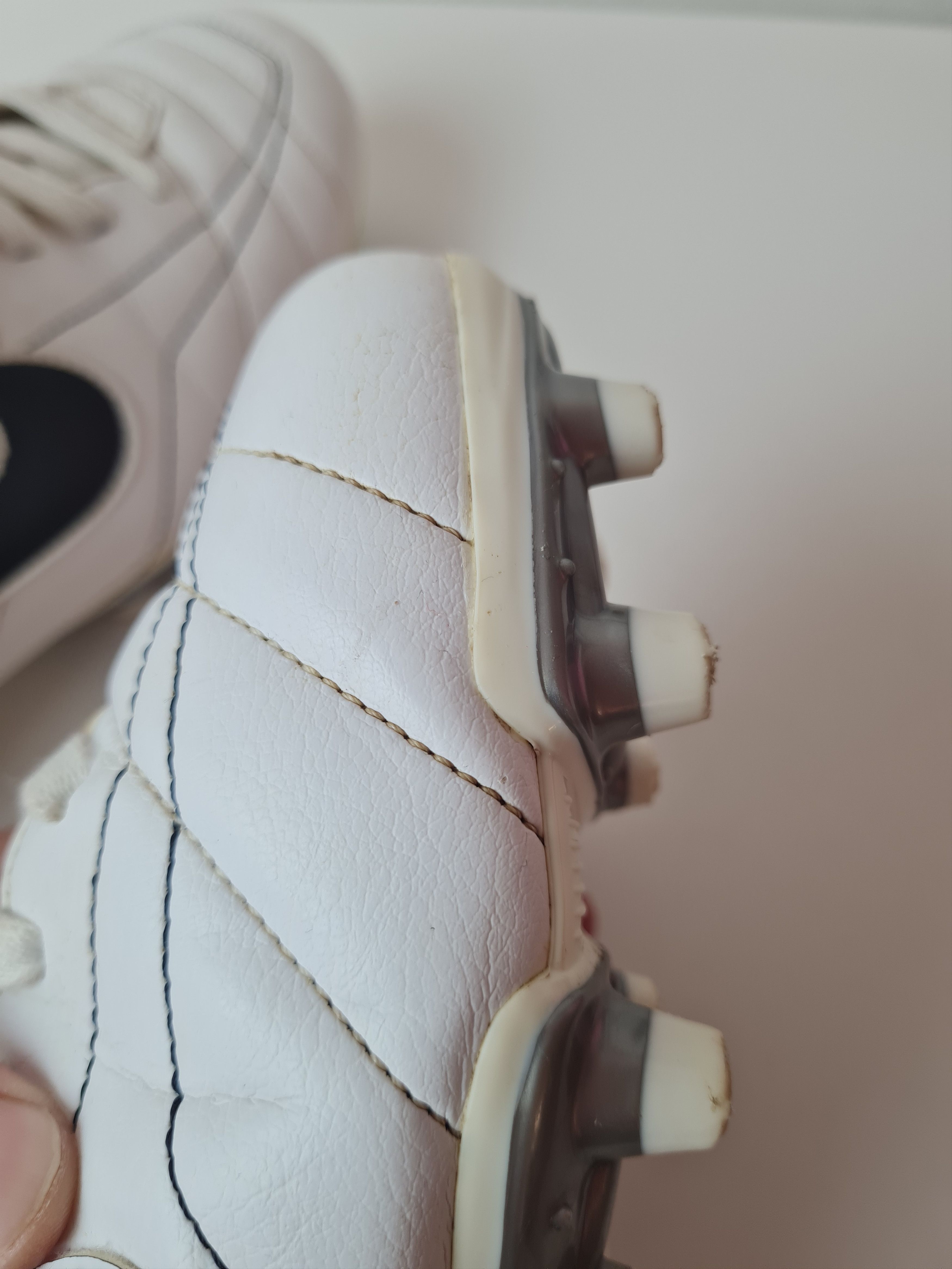 Nike Vintage Nike Tiempo Natural VT soccer cleats shoes size 44 Size US 11 / EU 44 - 7 Thumbnail
