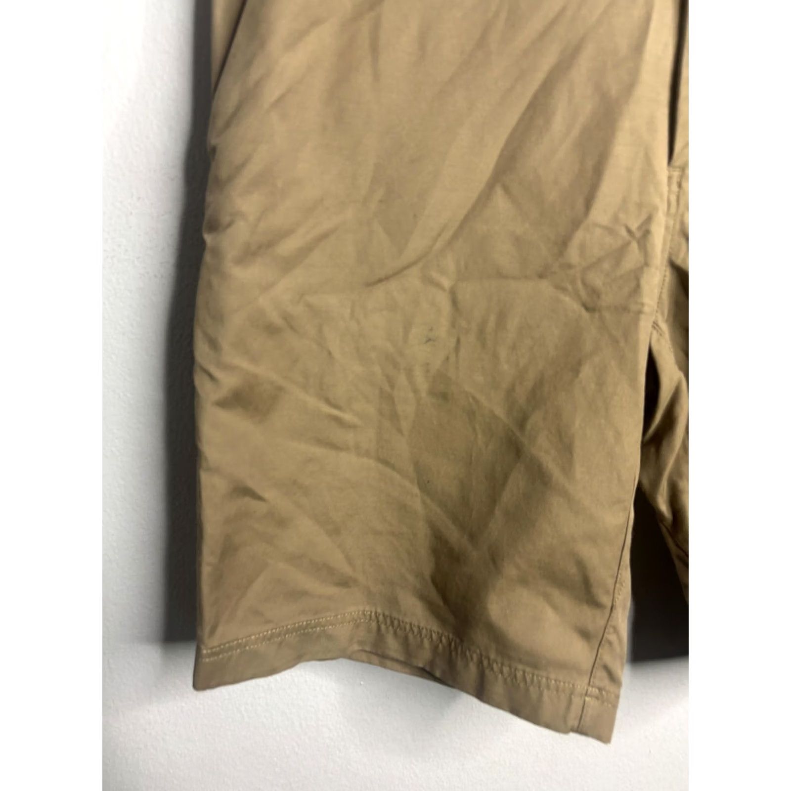 Lululemon Lululemon Mens 30 Athletic Chino Stretch Golf Performance Casual Activewear Brown Shorts Size US 30 / EU 46 - 2 Thumbnail