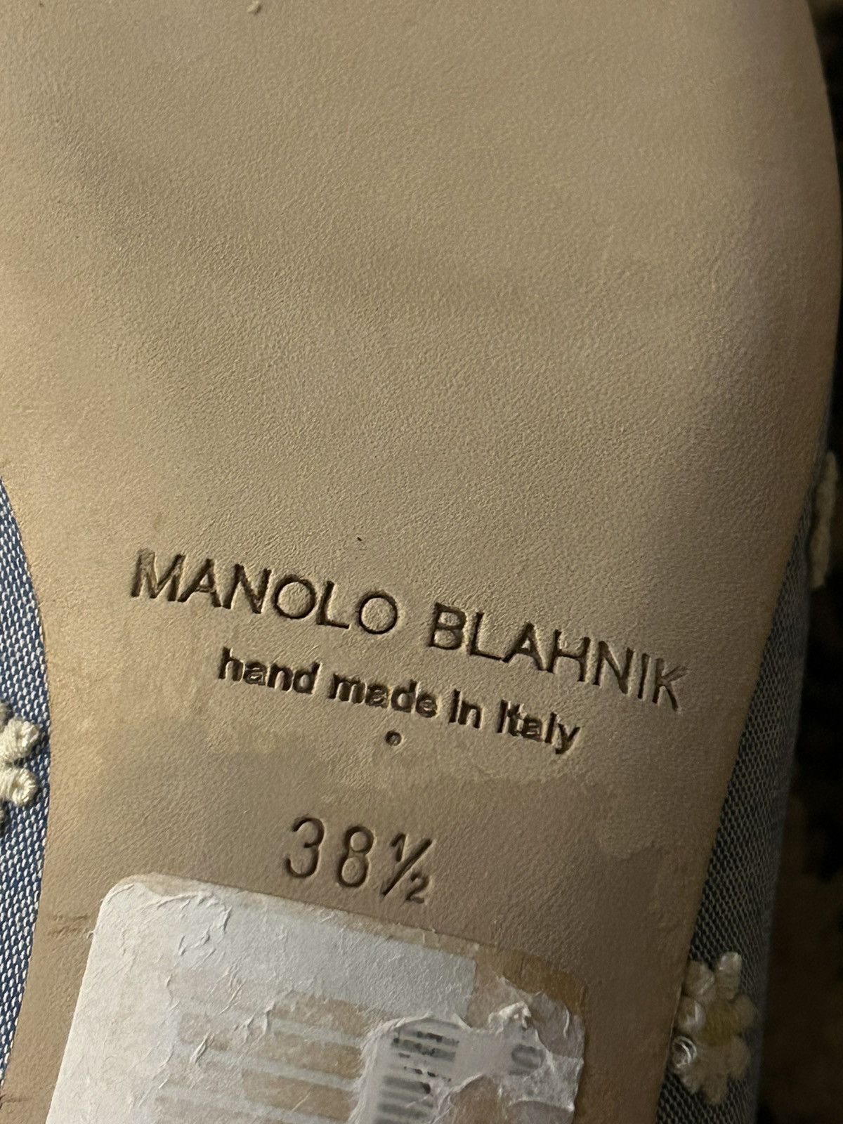 Manolo Blahnik Manolo Blahnik White Campari Embroidered Chambray Mary Jane Size US 8.5 / IT 38.5 - 8 Thumbnail