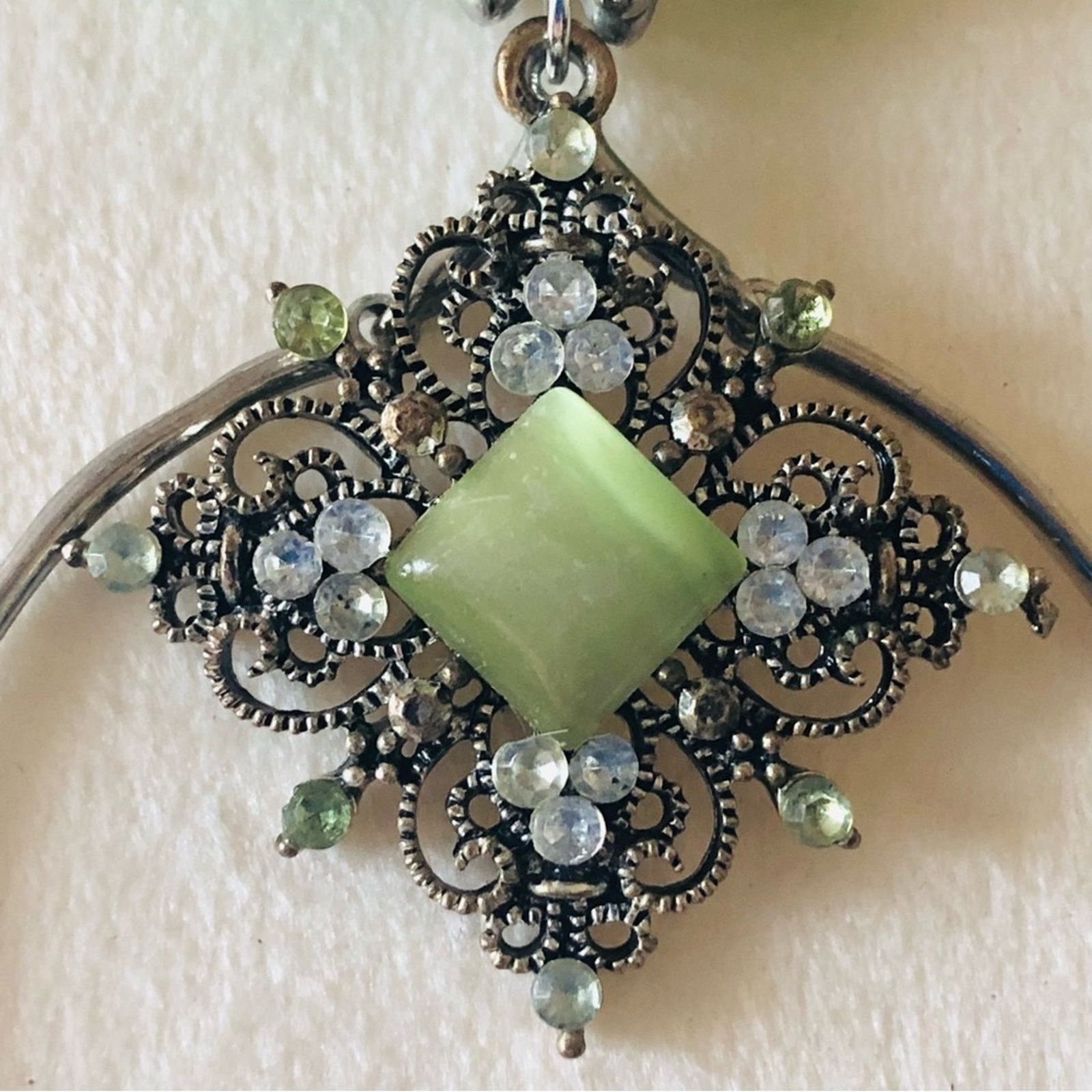 Handmade Handcrafted repurpose moon glow amulet glass Pearl neckla Size ONE SIZE - 8 Thumbnail