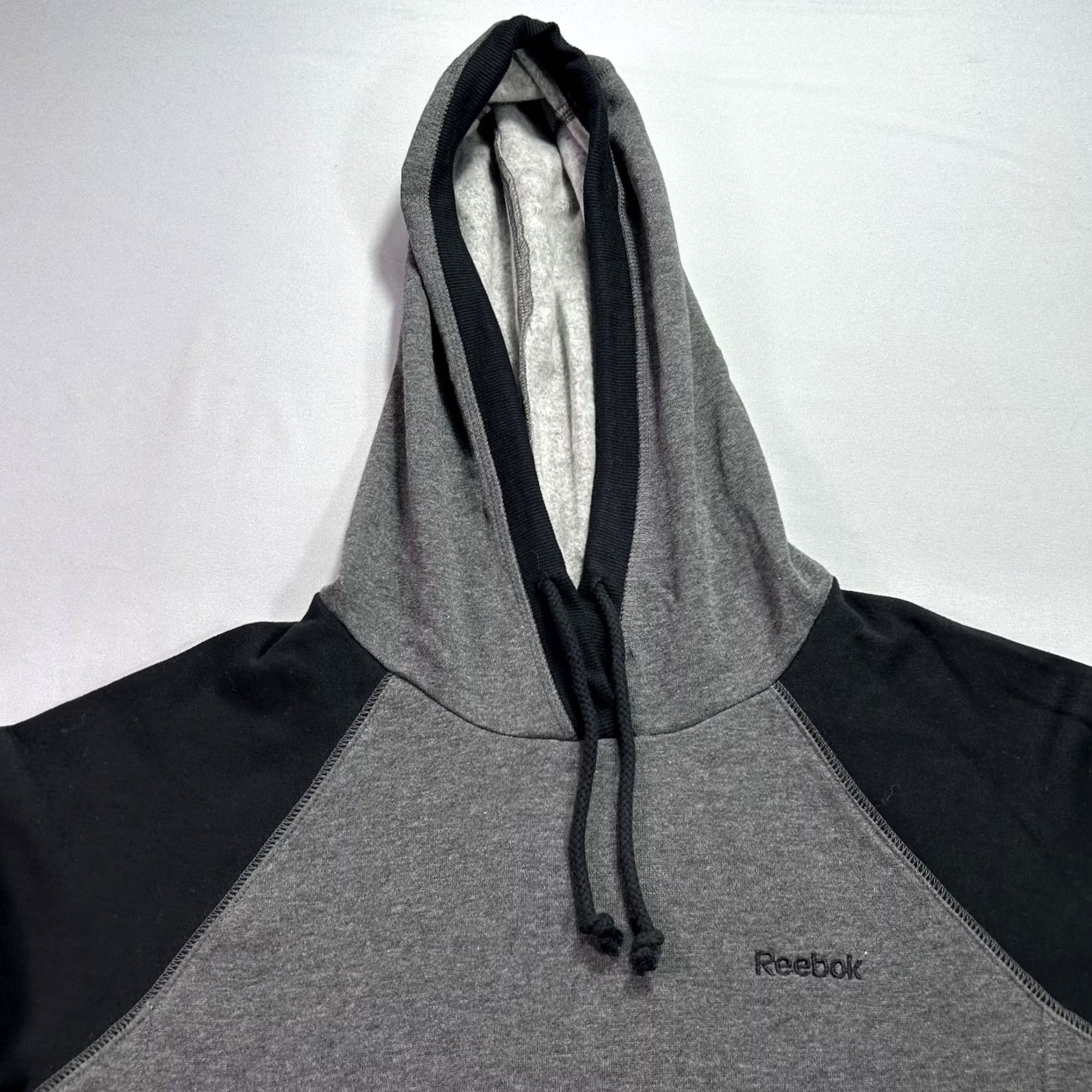 Reebok Reebok Hoodie Womens M Gray Black Pullover Fleece Sweatshirt" Size M / US 6-8 / IT 42-44 - 3 Thumbnail