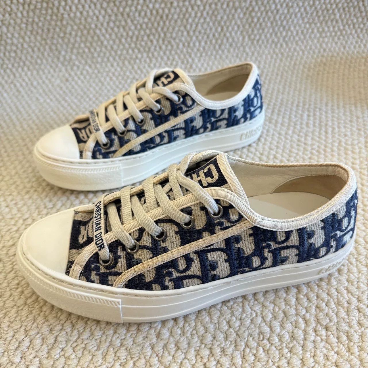 Dior dior walk'n'dior canvas low-top sneakers Size US 5.5 / IT 35.5 - 1 Thumbnail