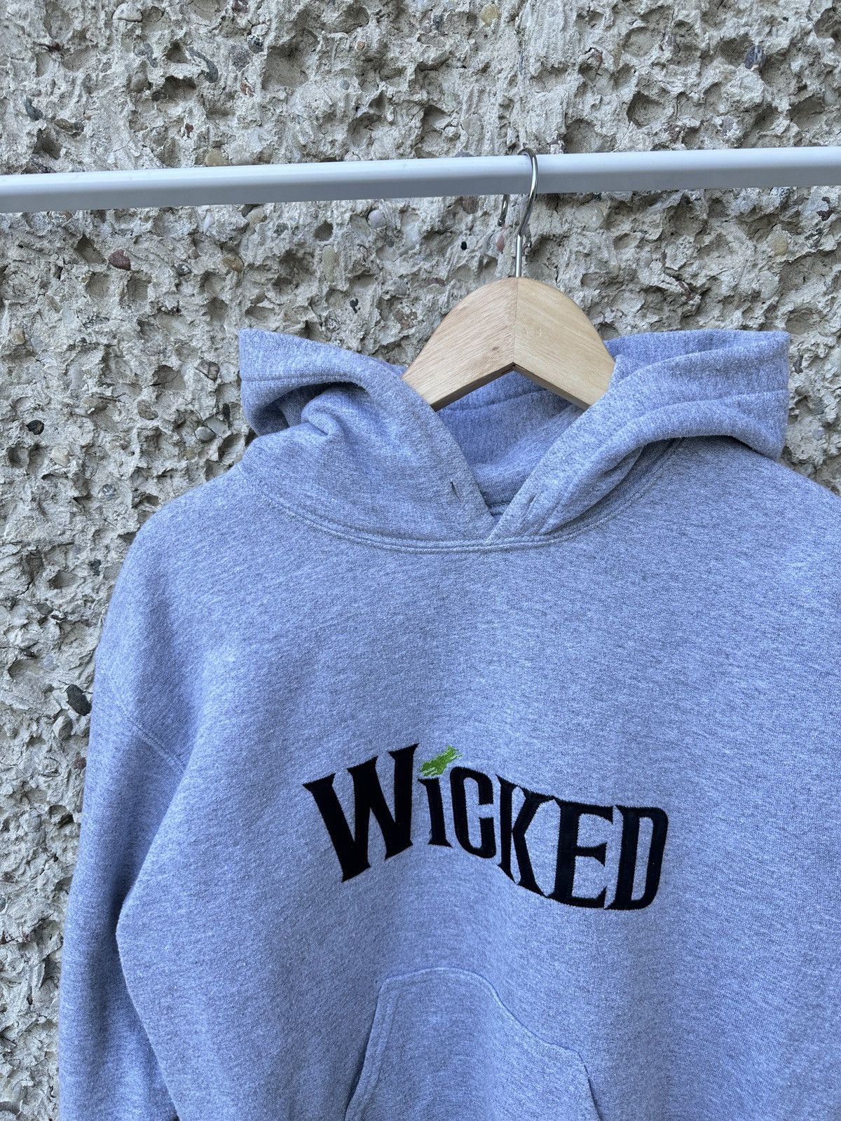Vintage Vintage Wicked musical with embroided hoodie Size US S / EU 44-46 / 1 - 2 Thumbnail