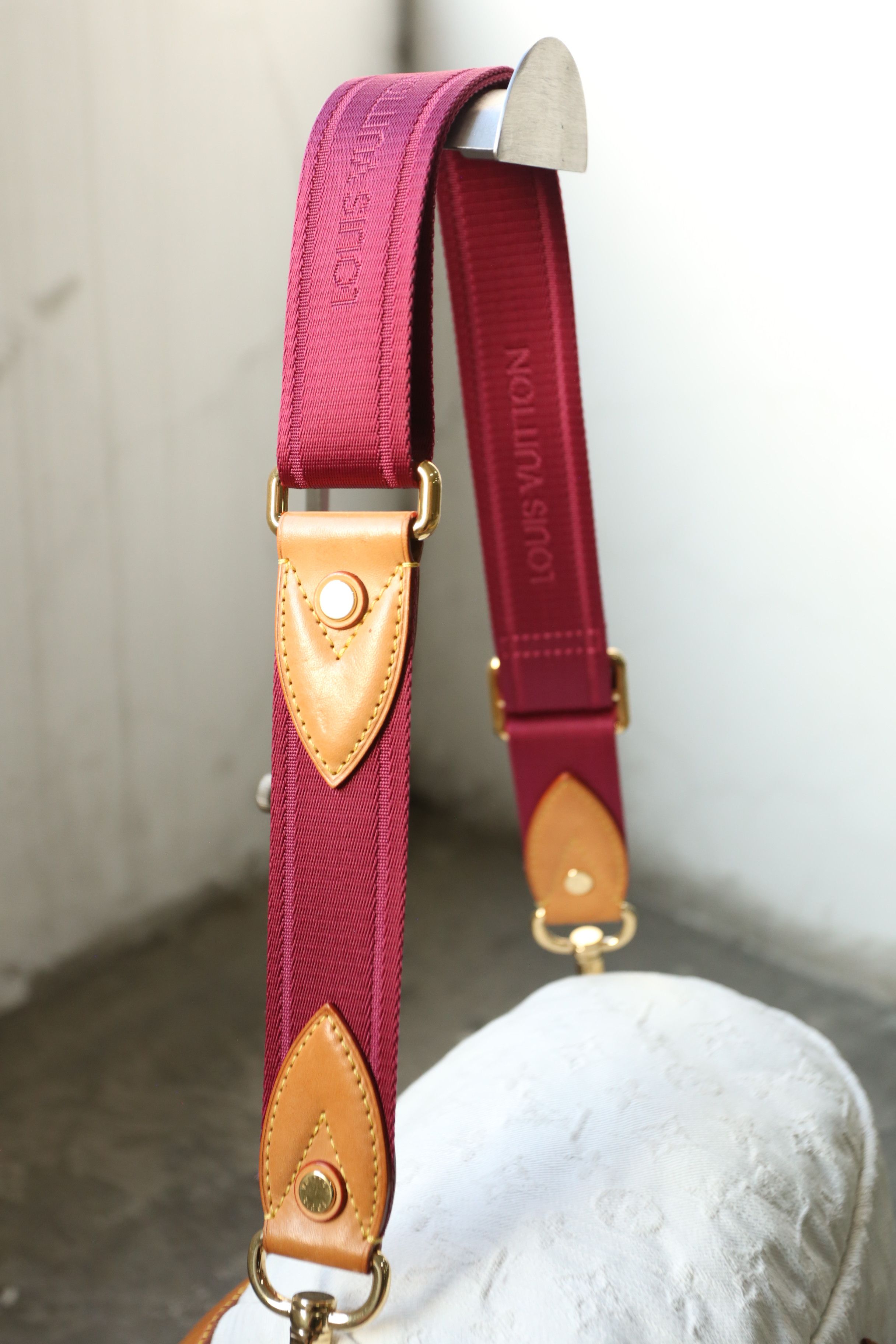 Louis Vuitton Louis Vuitton - Marc Jacobs - S/S 10 - Denim Sunshine NM Size ONE SIZE - 8 Thumbnail