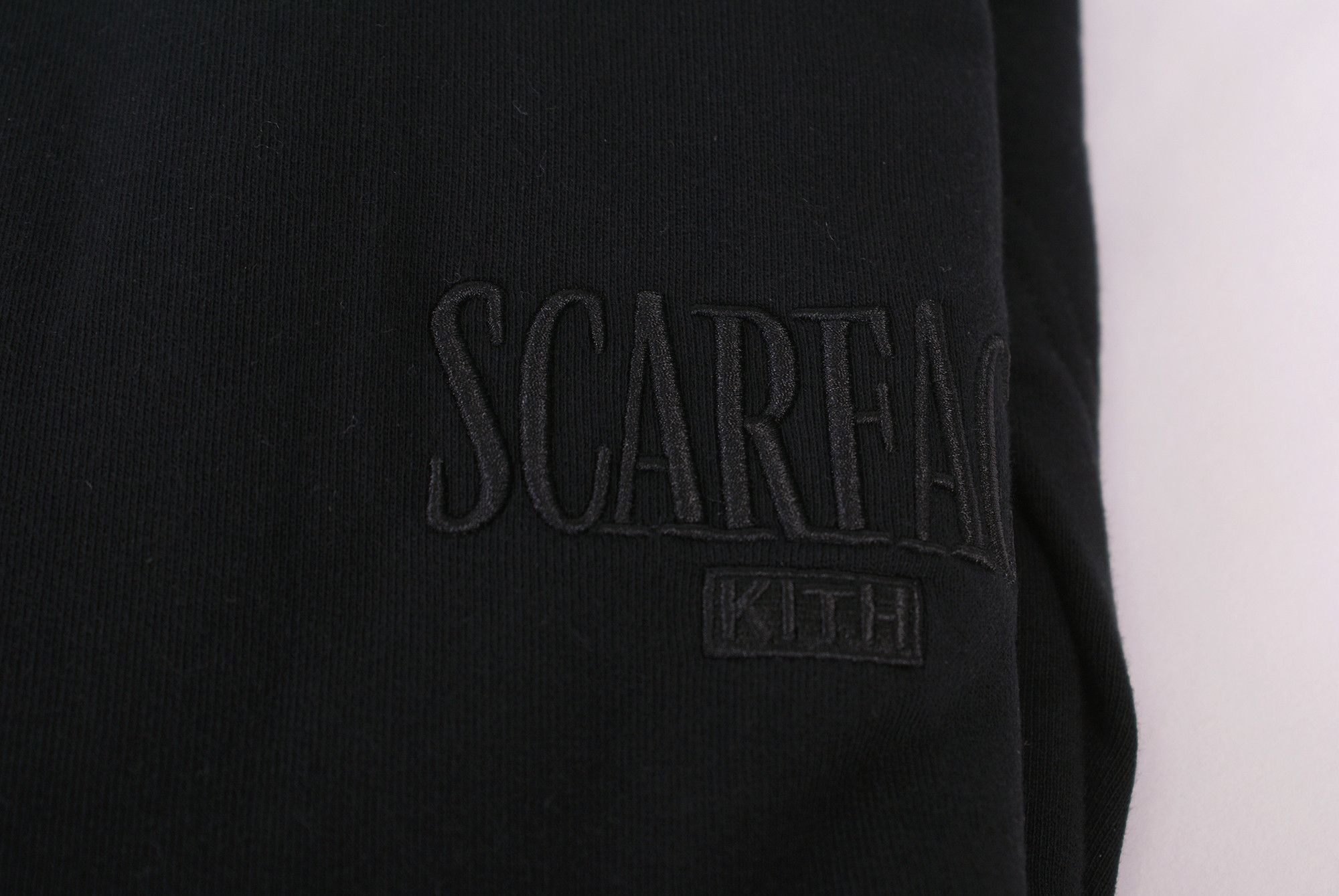 Kith 2025 KITH x Scarface TONY MONTANA APPLIQUE NELSON HOODIE Size US XL / EU 56 / 4 - 4 Thumbnail