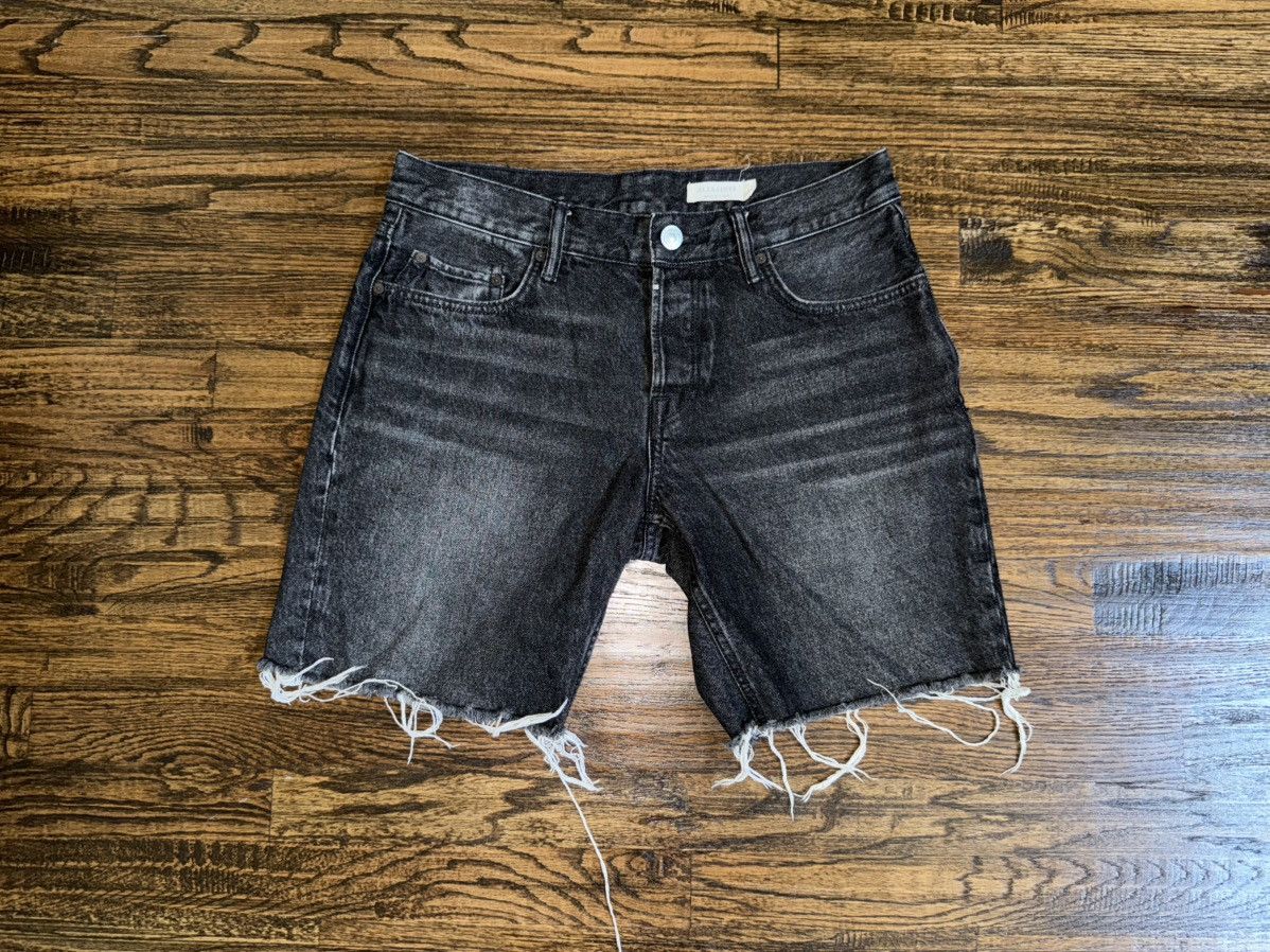Allsaints Allsaints London Switch Black Denim Shorts Frayed Hem Sz 32 Size US 32 / EU 48 - 1 Thumbnail
