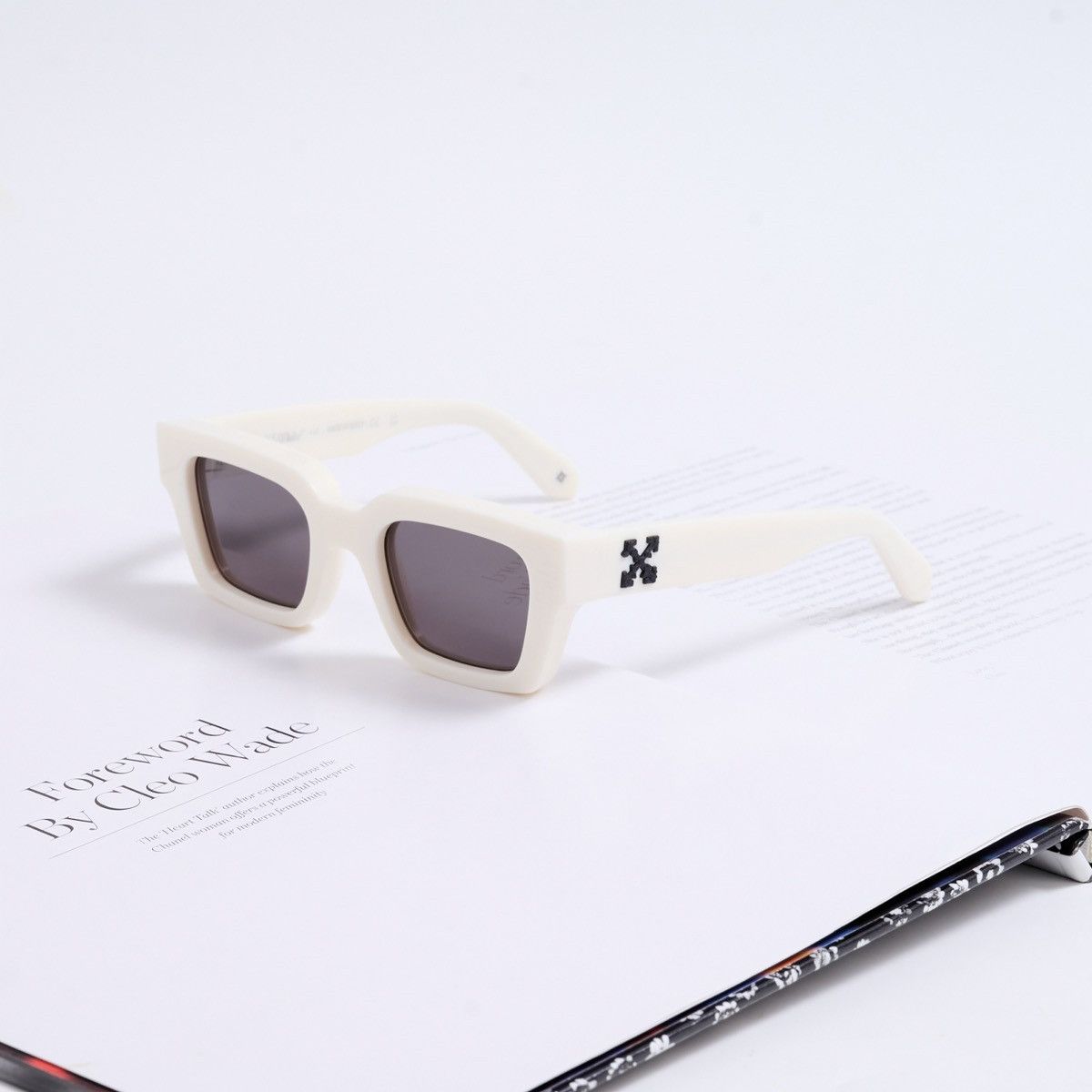 Off-White OFF WHITE VIRGIL WHITE SUNGLASSES Size ONE SIZE - 1 Thumbnail