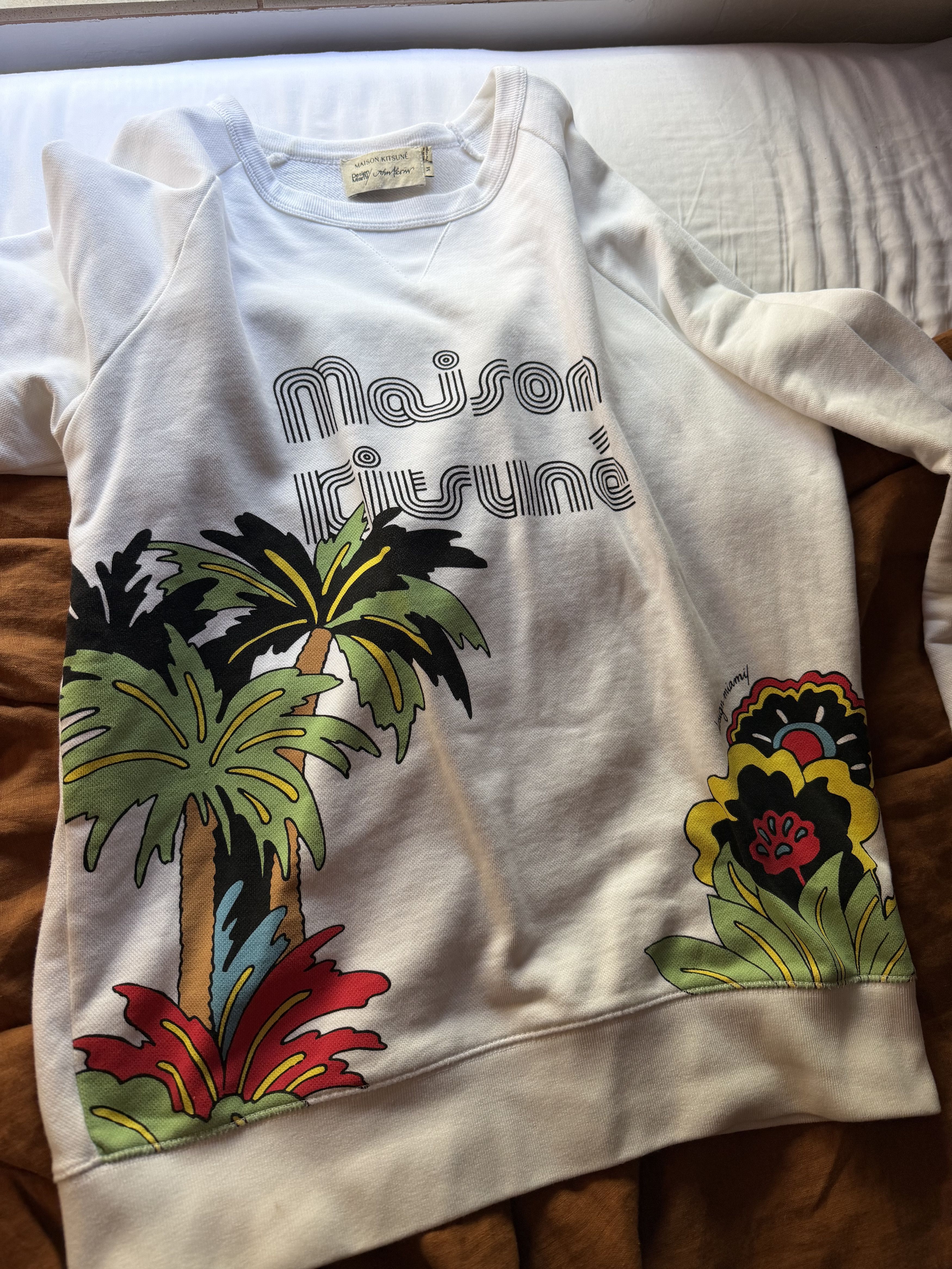 Maison Kitsune Maison kitsune x design Miami sweater Size US M / EU 48-50 / 2 - 1 Thumbnail