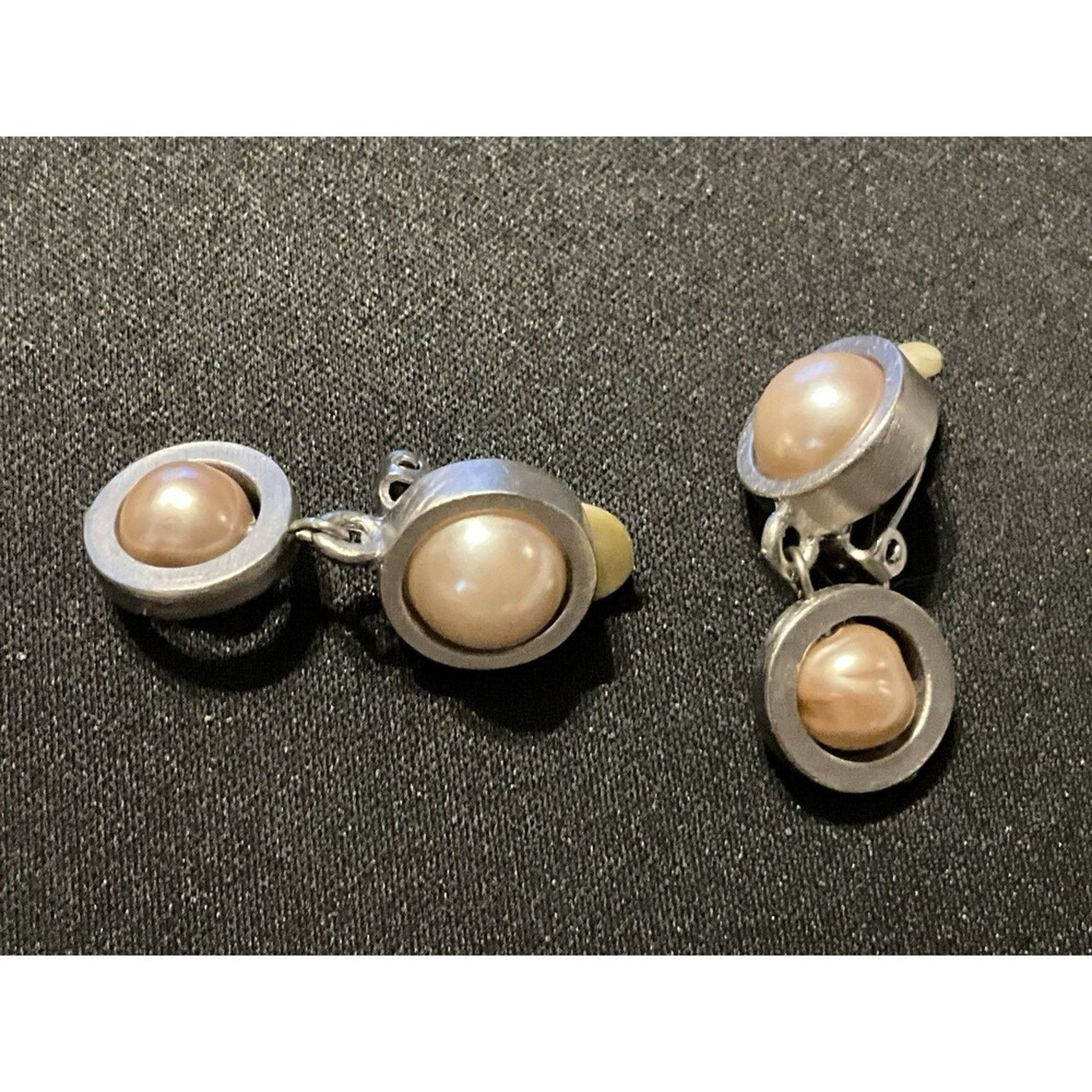 Donna Karan Vintage Donna Karen Clip On Pearl Dangle Earrings Size ONE SIZE - 1 Thumbnail