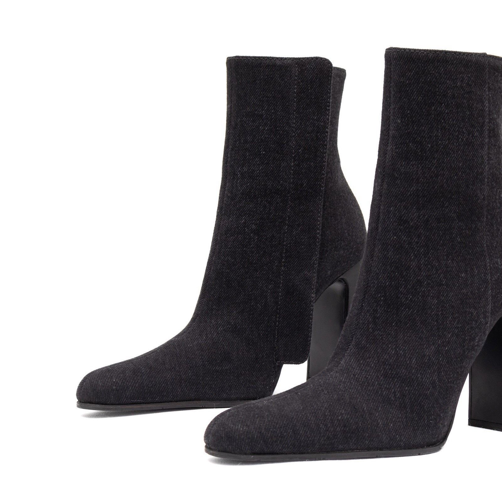 Balenciaga 940$ BALENCIAGA Denim Ankle Side Zip Block Heel Boots Grey Size US 7 / IT 37 - 3 Thumbnail