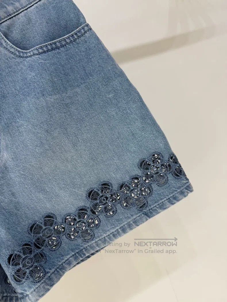 Other Chanel 24P Hollow-out Floral Design Denim Shorts Size 42" / US 20 - 4 Thumbnail