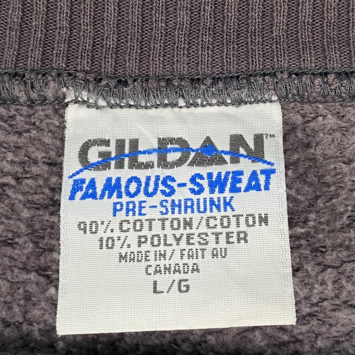 Other Vintage Gildan Heavy Embroidered Sweatshirt Brown Size L Size US L / EU 52-54 / 3 - 7 Thumbnail
