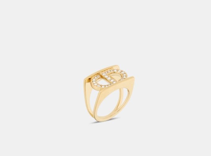 Dior o1w1db10325 Size: OS / R1525 30 Montaigne Ring in Gold Size ONE SIZE - 1 Thumbnail