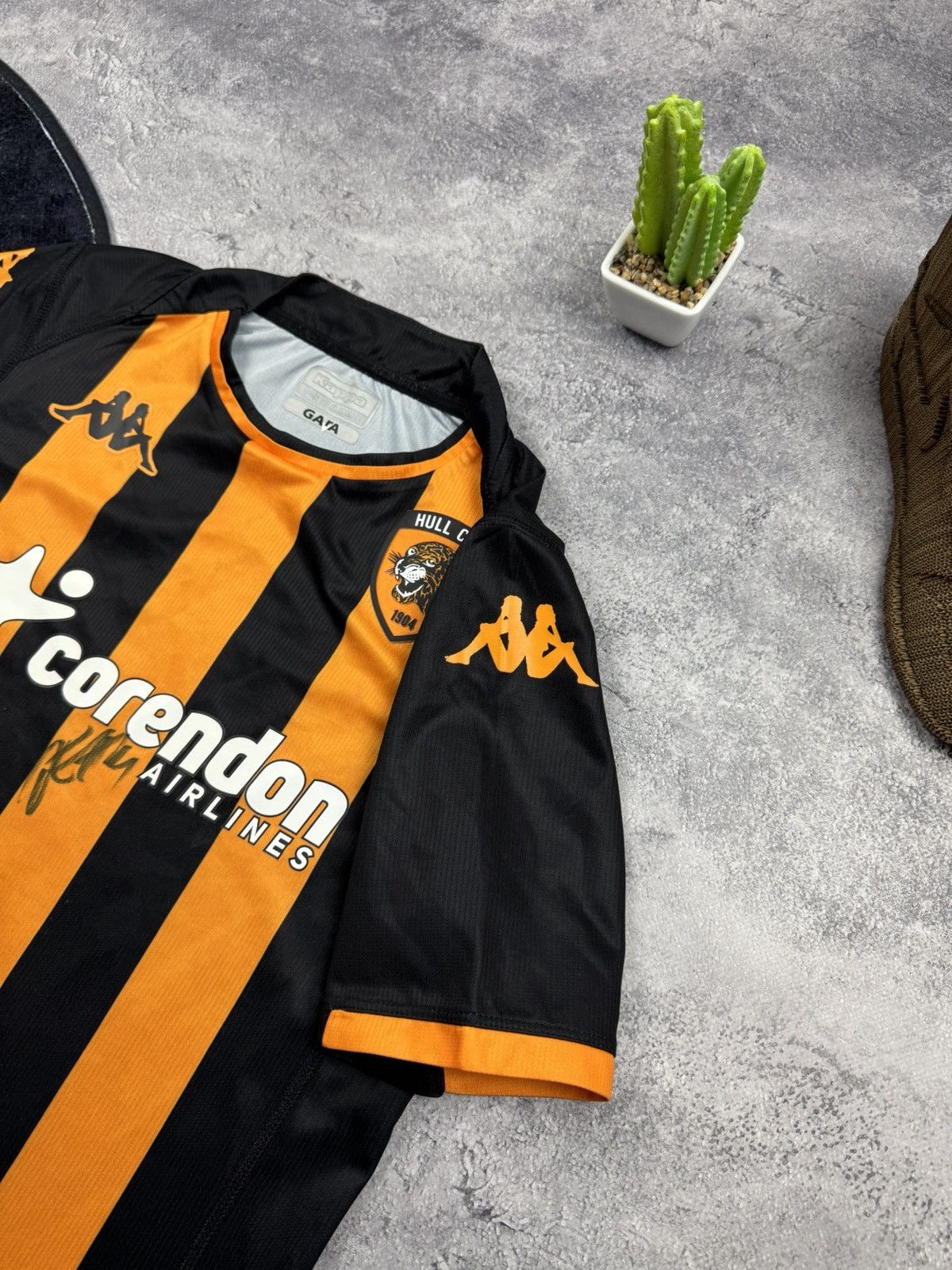 Sports Specialties SEAN QUINN #7 Hull City AFC 23/24 Match Issue Home Football Size US S / EU 44-46 / 1 - 13 Thumbnail