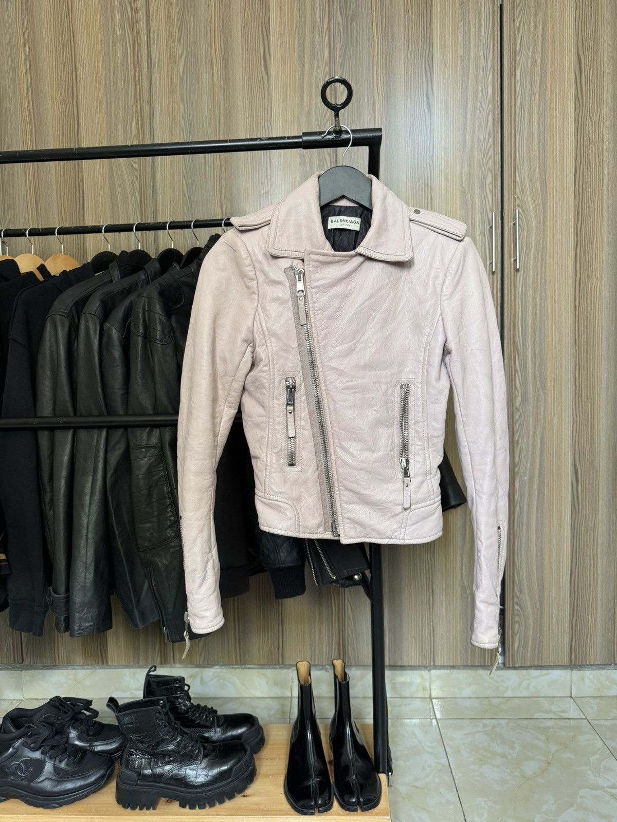 🕷️💥 Balenciaga Pink Leather Jacket  Rare