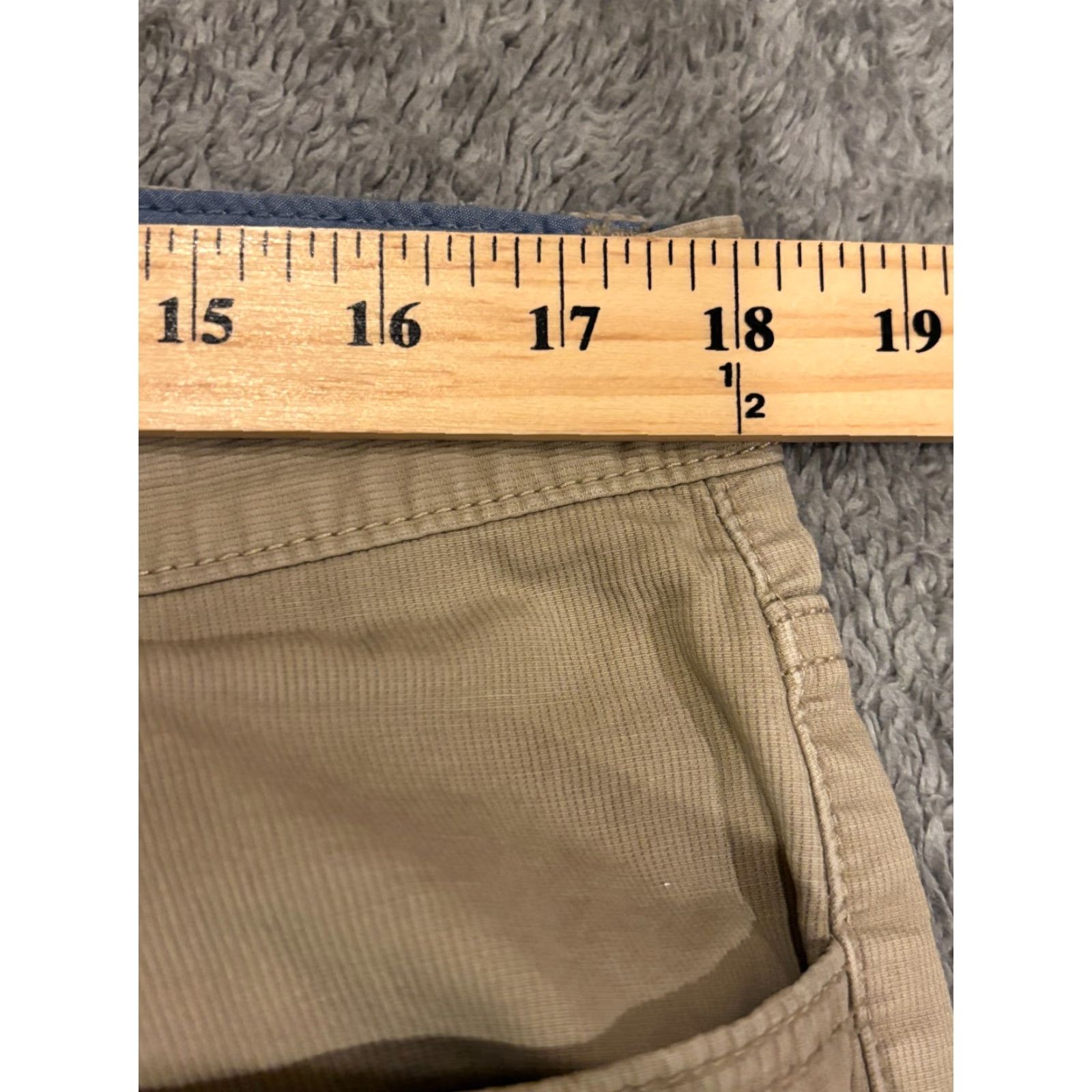 Vintage Penguin Chino Pants Mens 36x32 Khaki Beige Flat Front Twill Slacks Slim Straight Pockets Logo Casual Business Travel 36x32 Regular Beig e Size US 36 / EU 52 - 4 Thumbnail