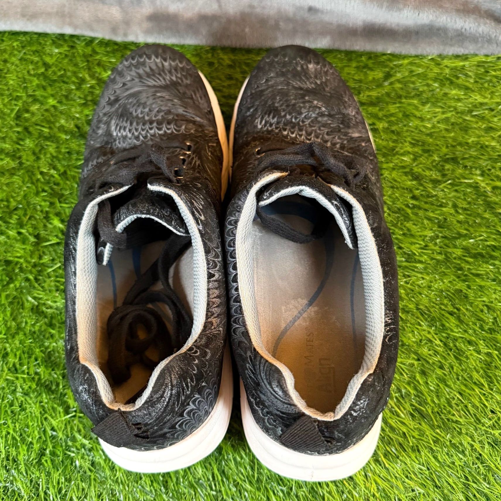Vintage Nurse Mates Velocity Black Swirl Leather Walking Sneakers Womens 10M VCJK16 Size US 10 / IT 40 - 7 Thumbnail