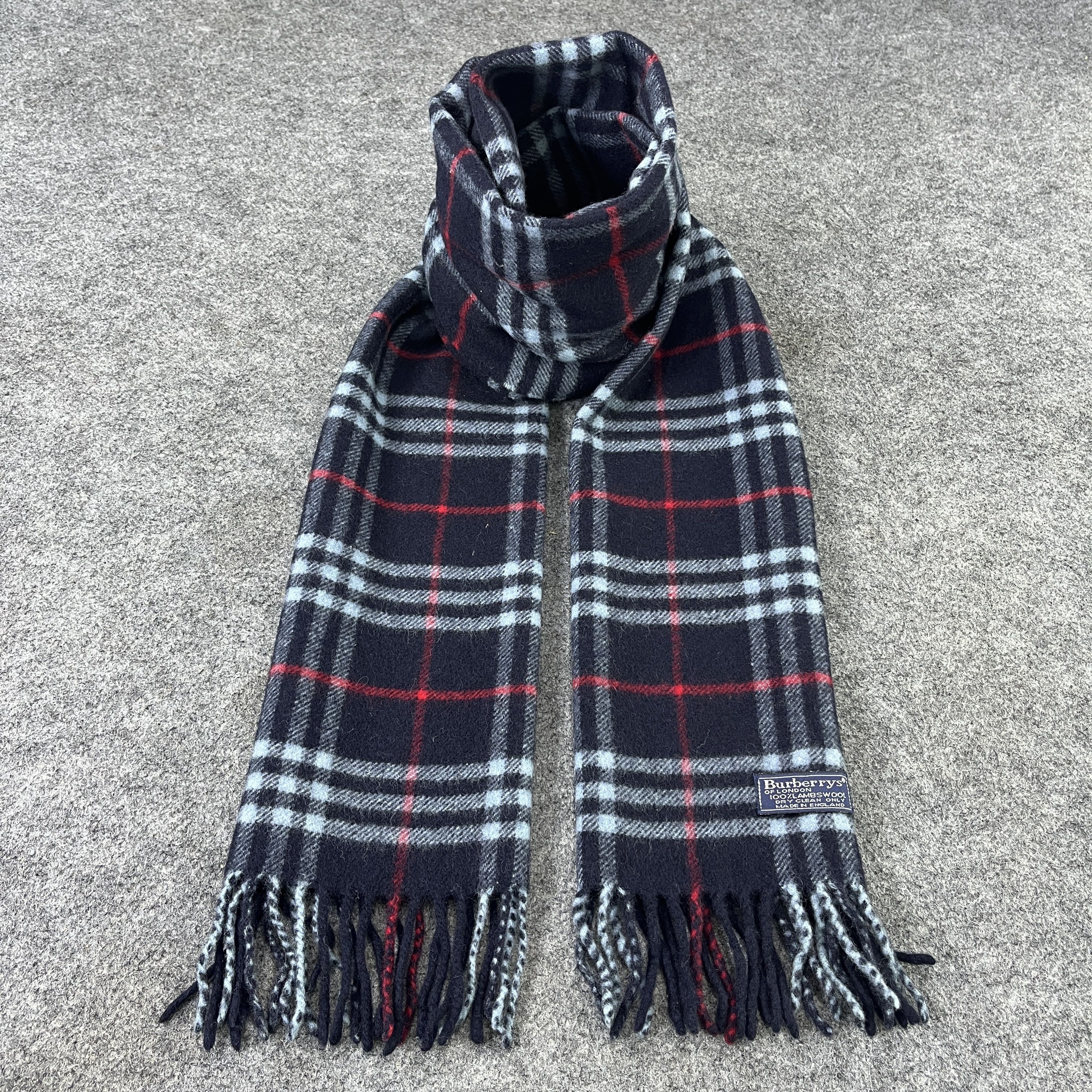 Burberry Burberry Scarf / Muffler / Neckwear K007 Size ONE SIZE - 1 Thumbnail