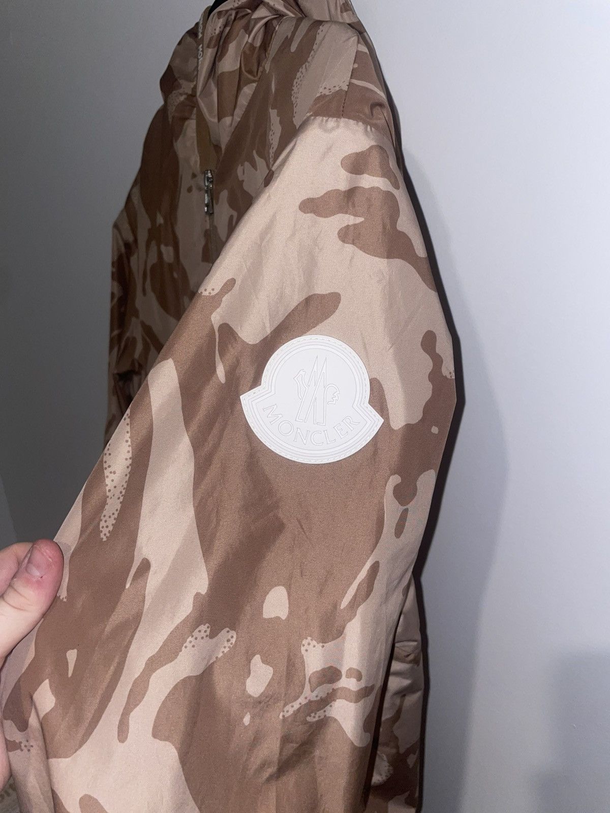 Moncler Moncler Camo Print Parka Size US L / EU 52-54 / 3 - 2 Thumbnail