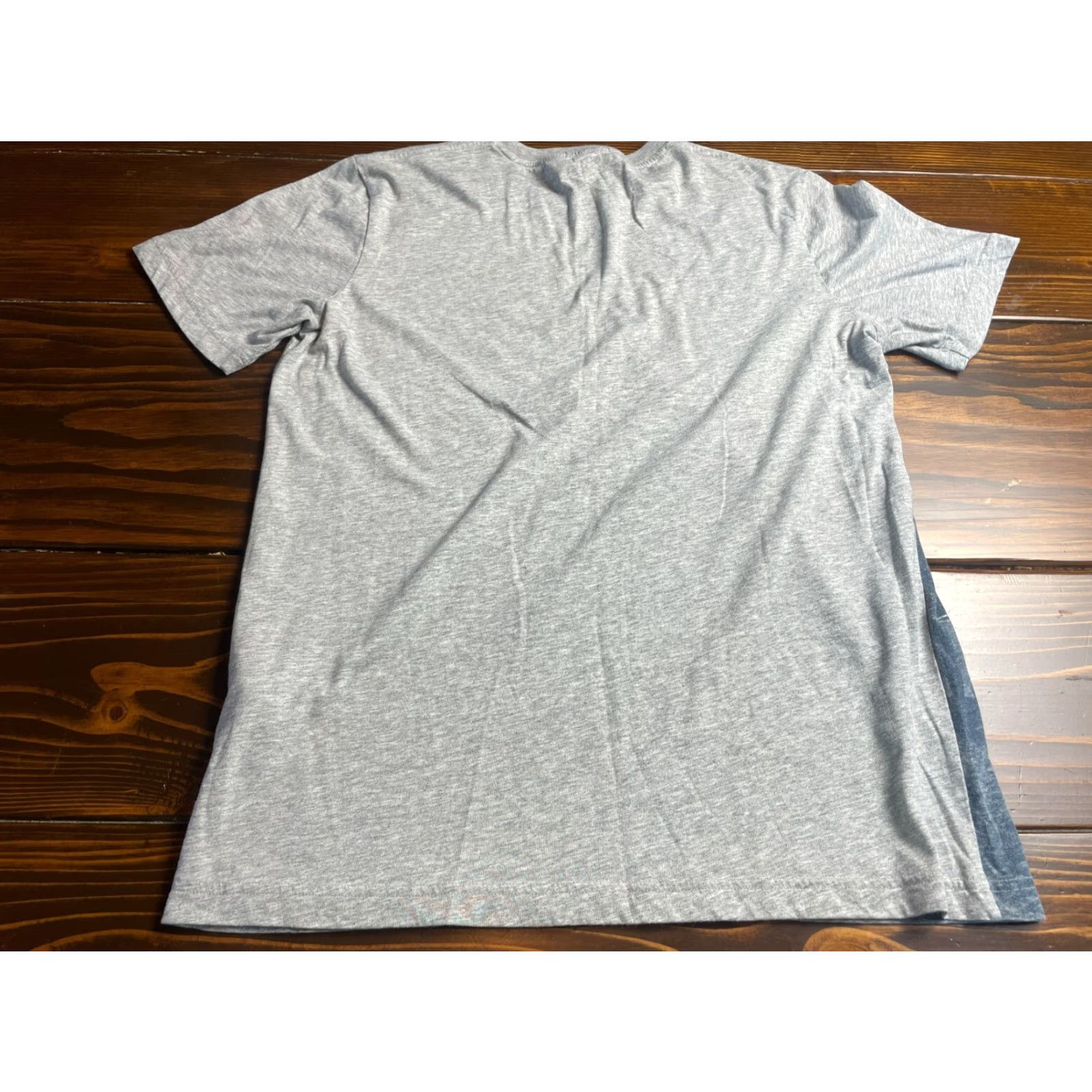 Paradise Bossini Shirt Men's Large Crew Neck T-Shirt Gray Blue Green Paradise Crew Neck Navy Blue? (Color: Gray) Size US L / EU 52-54 / 3 - 2 Thumbnail