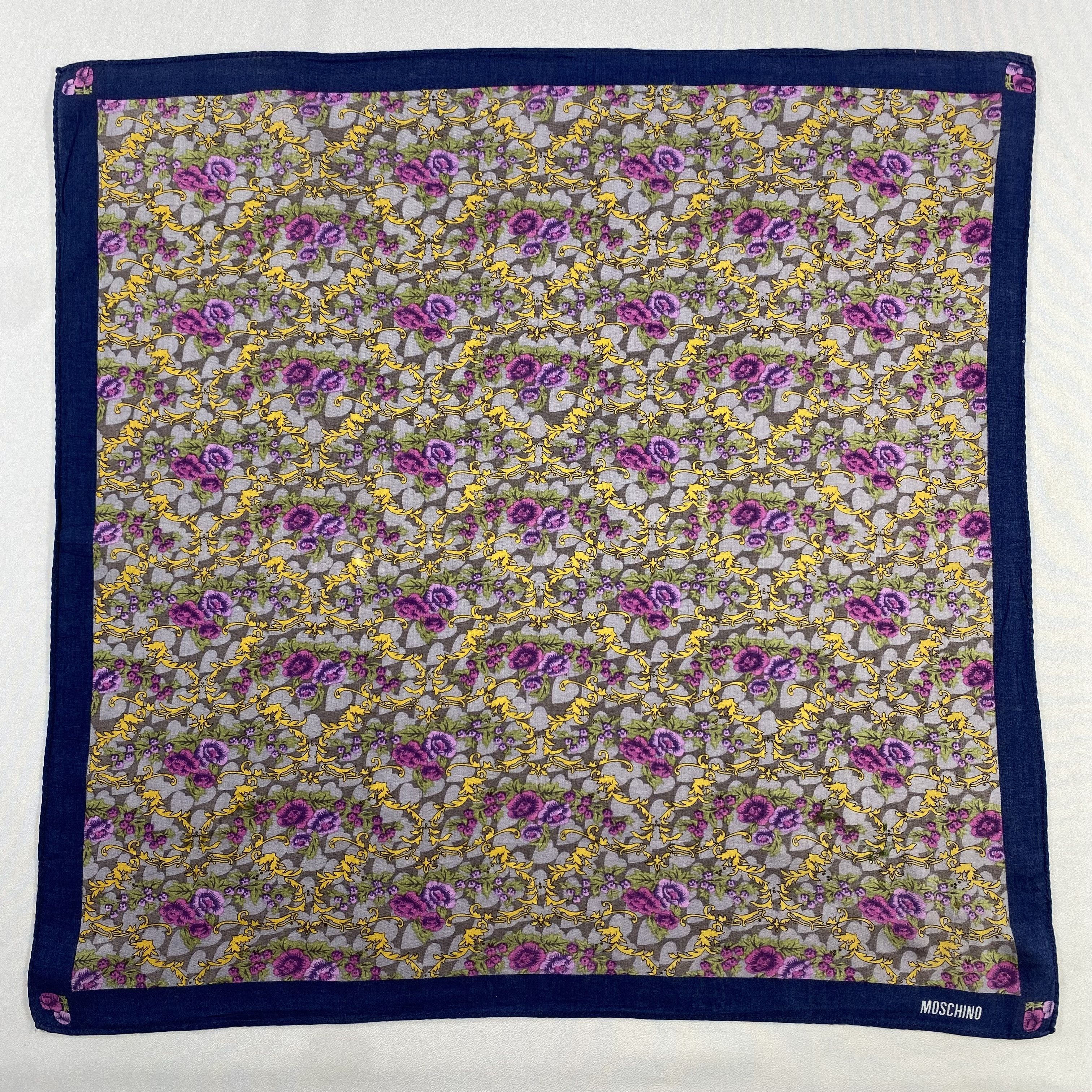Moschino × Vintage Moschino Bandana/ Handkerchief / Neckerchief-P1416 Size ONE SIZE - 1 Thumbnail