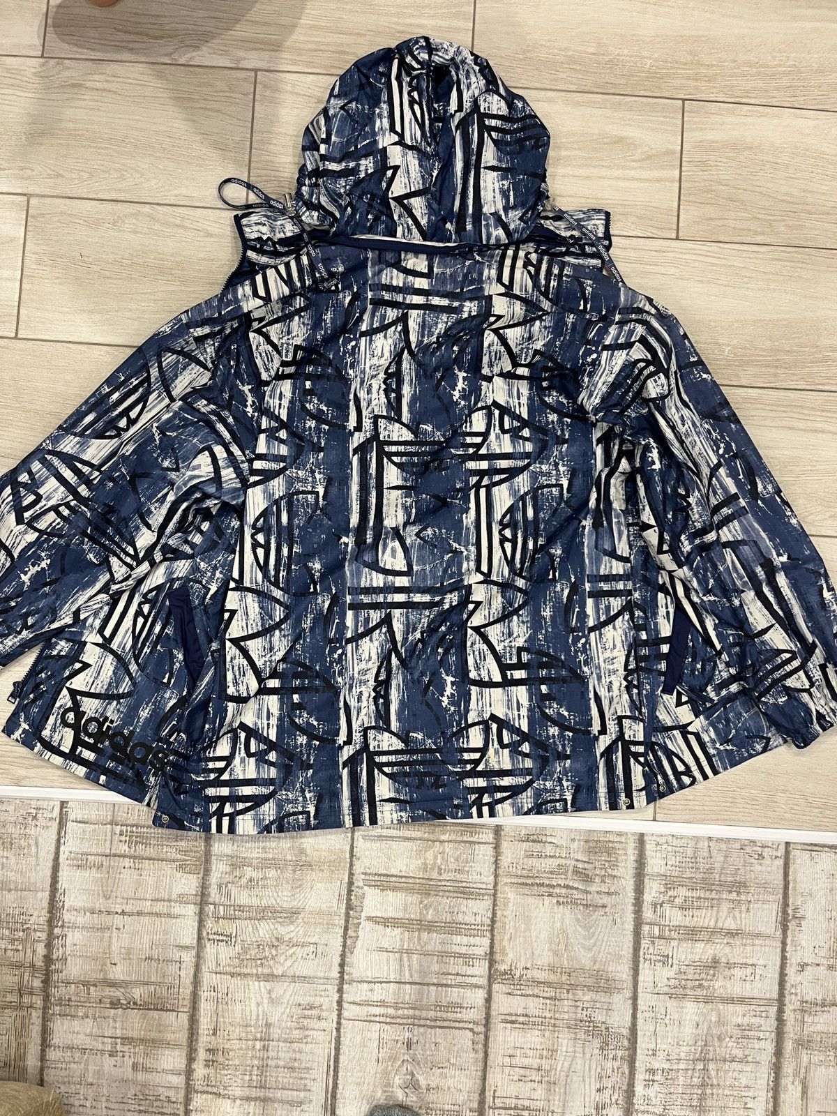 Adidas originals vintage windbreaker