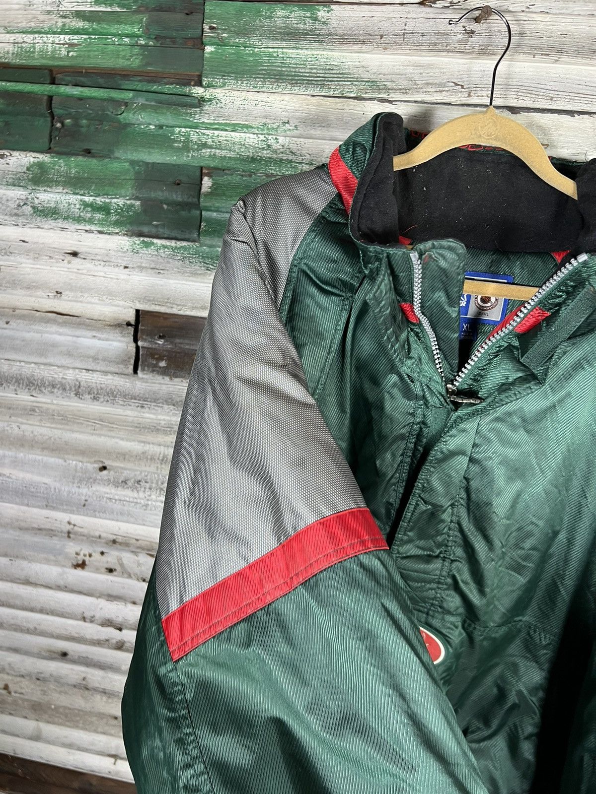 Starter × Vintage Vintage Minnesota Wild Starter Jacket Size US XL / EU 56 / 4 - 6 Thumbnail