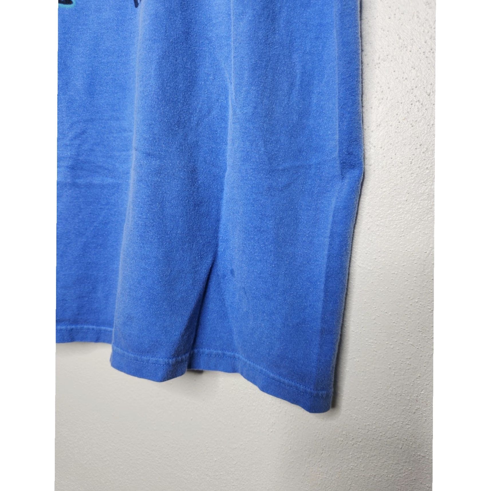 Vintage VINTAGE Crazy Shirts Shirt Unisex Adults XL Blue Coastal Art Nature Turtle Beach 90s 00s Vintage AOP Graphic Coastal Size US XL / EU 56 / 4 - 6 Thumbnail